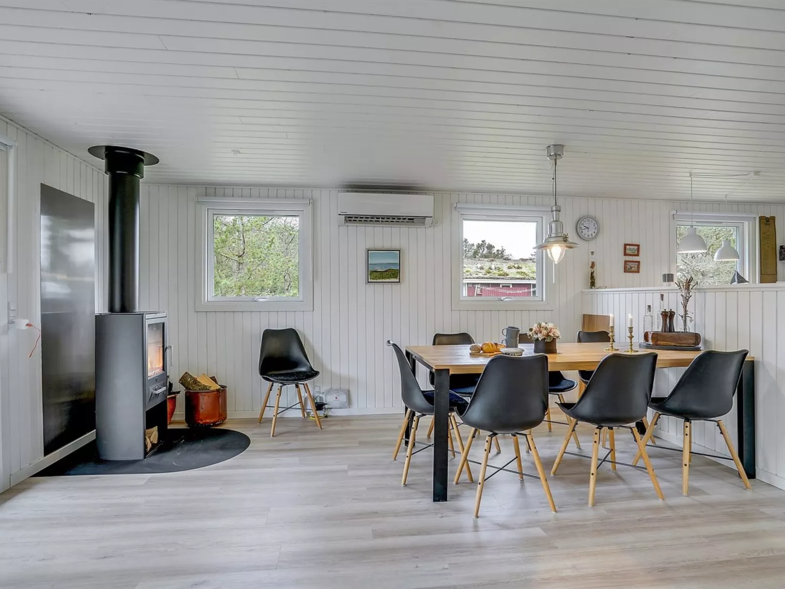 "Dirch" - 1.5km from the sea-Inside