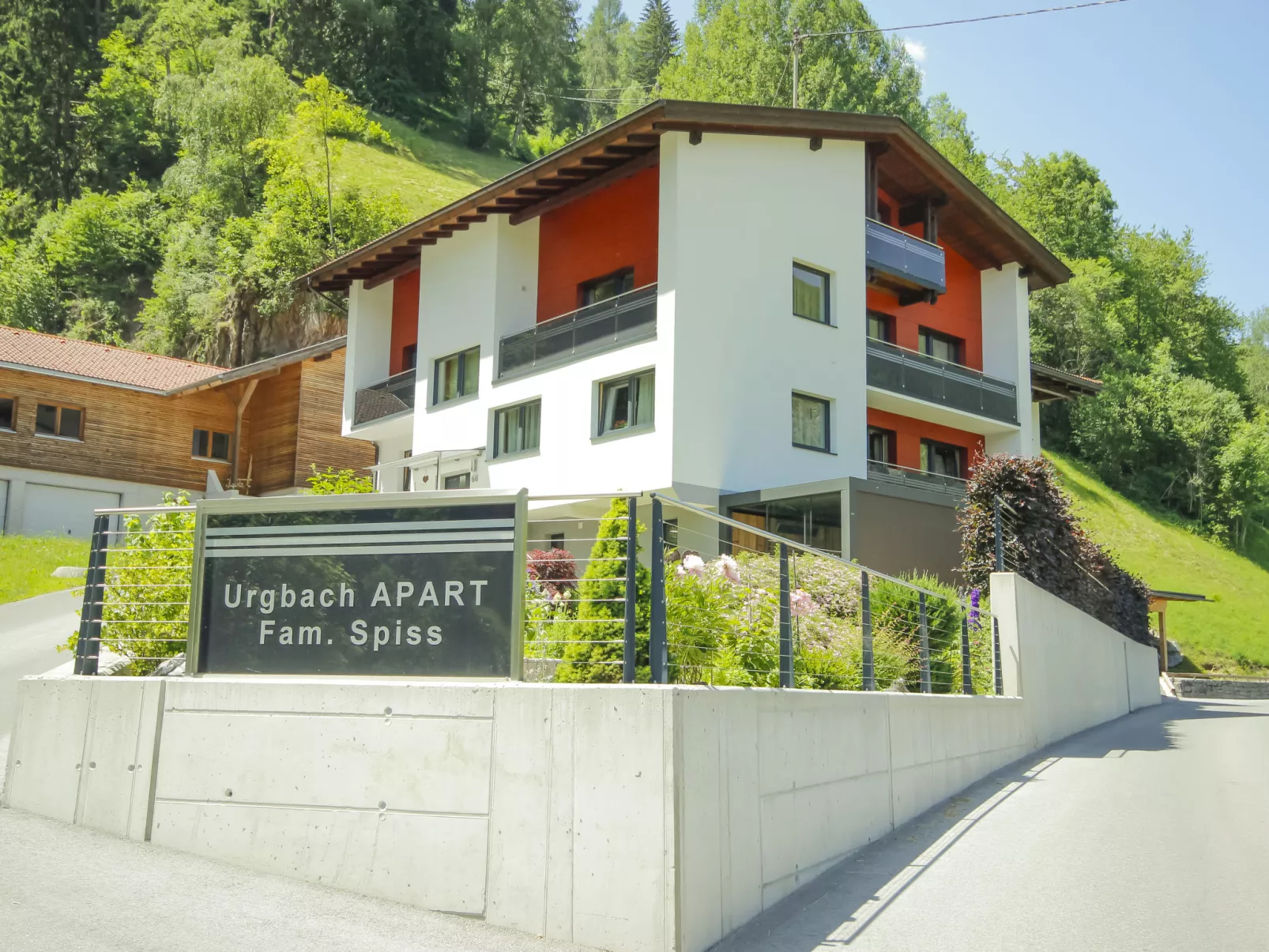 Urgbach Apart-Outside