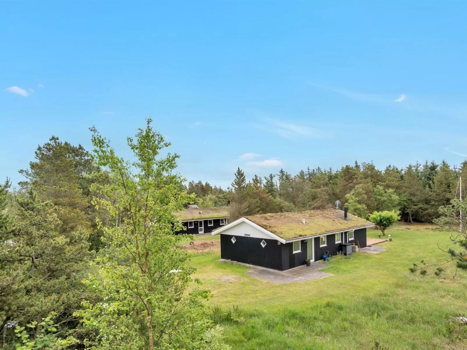 "Dirch" - 1.5km from the sea-Outside