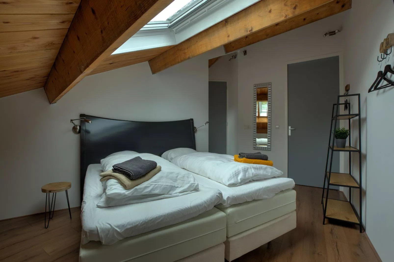 NR 4-Bedroom