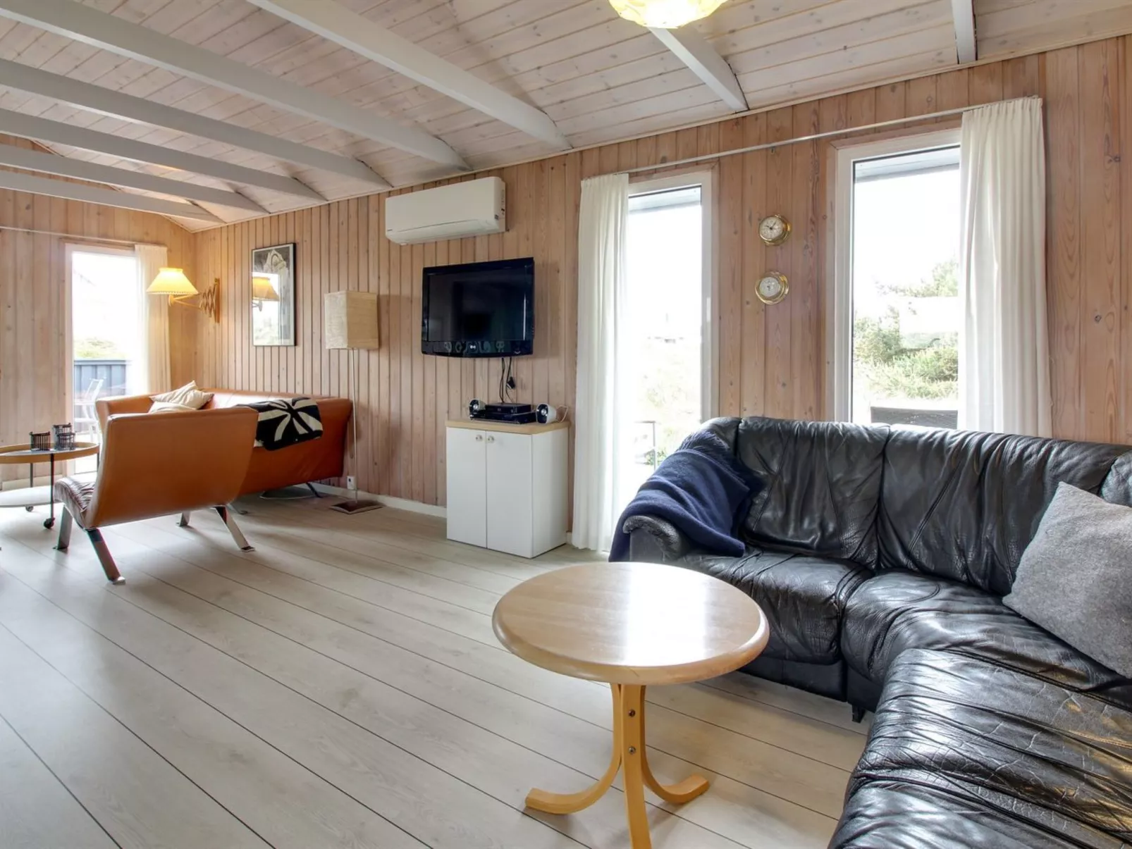 "Casandra" - 600m from the sea-Inside