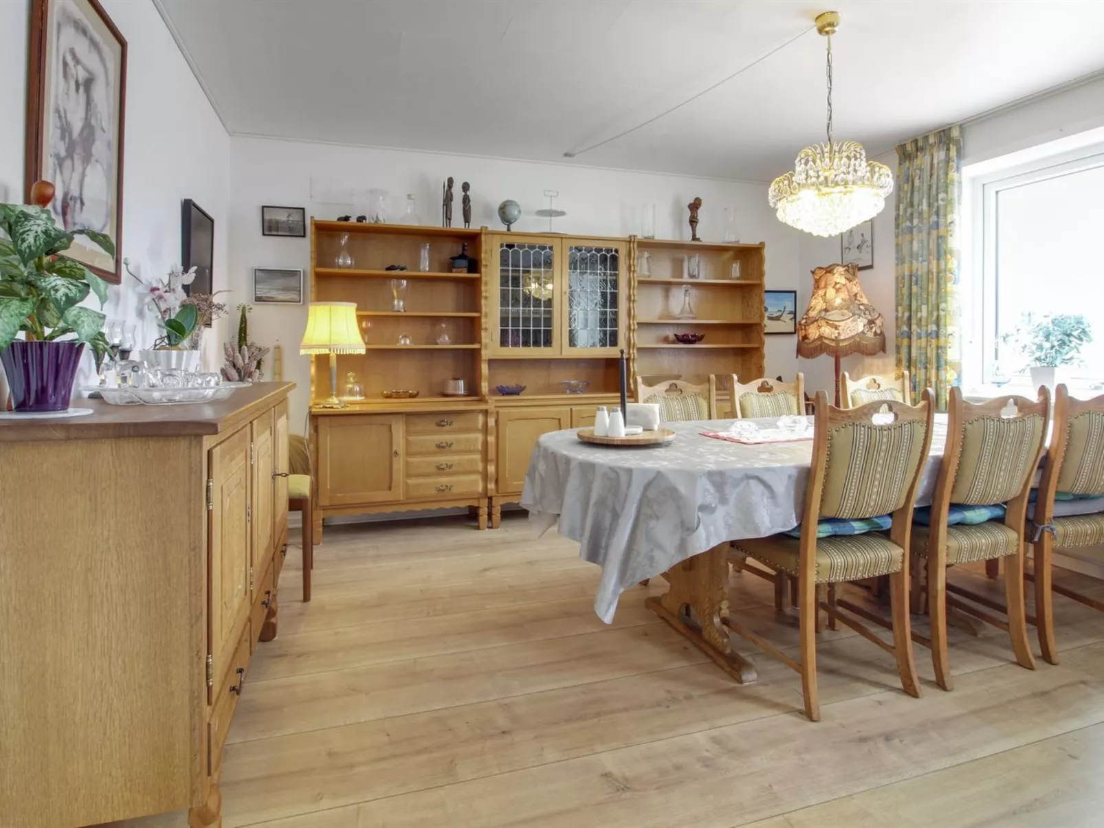 "Fiola" - 20km from the sea-Inside