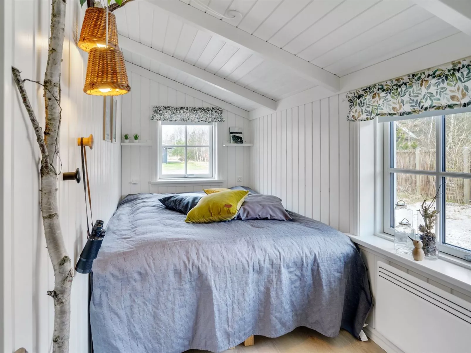 "Fido" - 300m from the sea-Inside