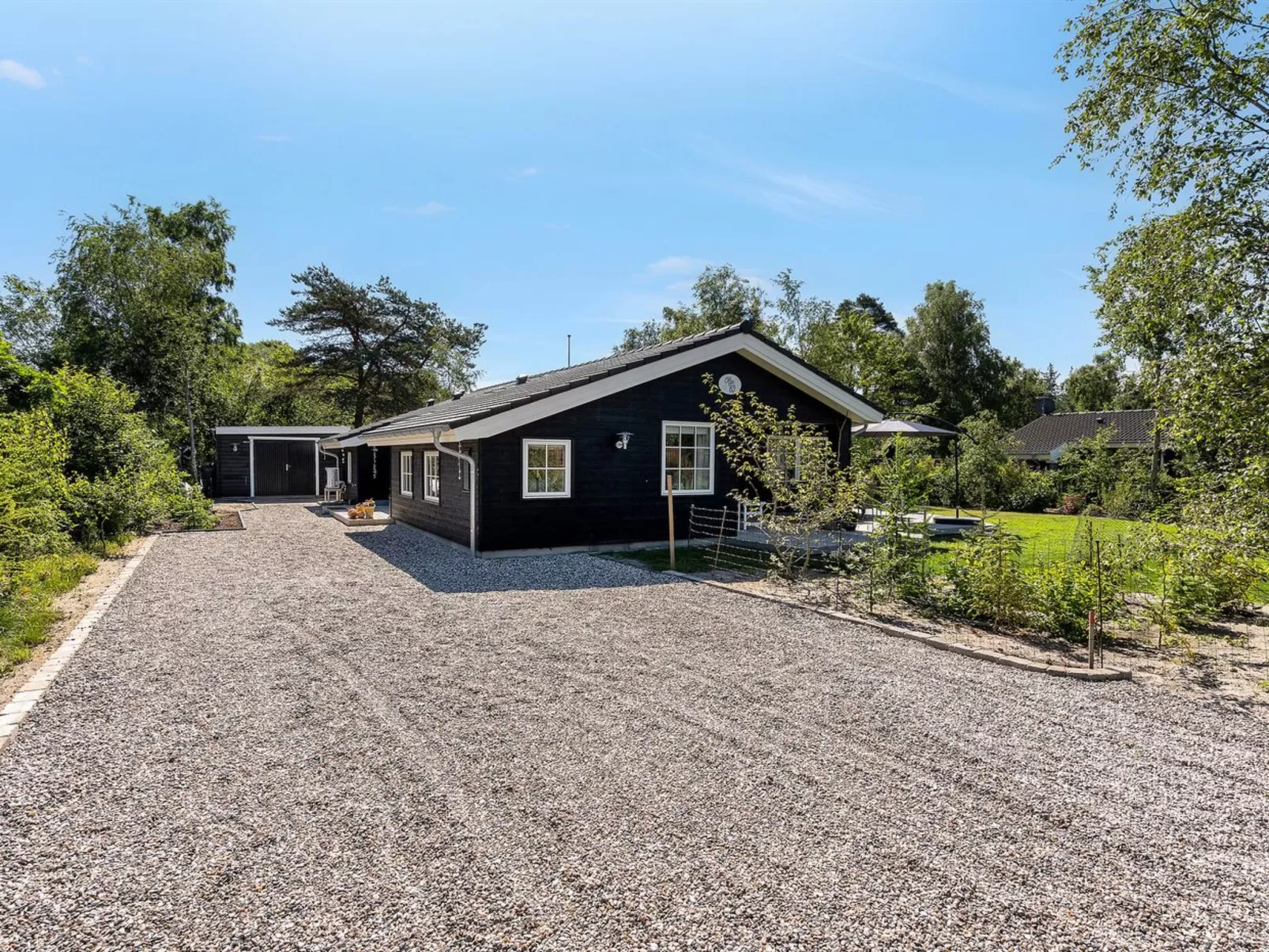 "Fido" - 300m from the sea-Outside
