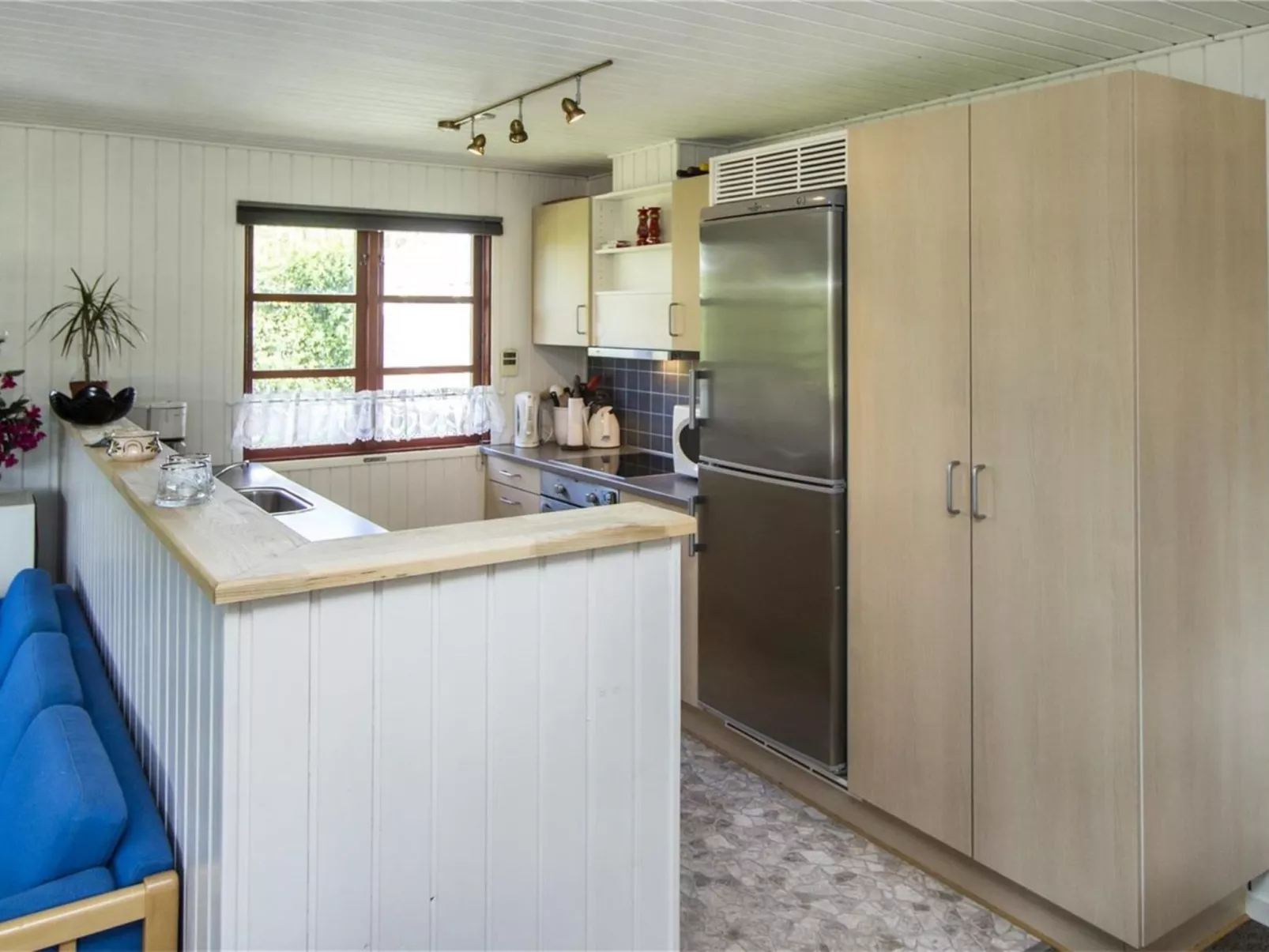 "Gunhil" - 200m from the sea-Inside