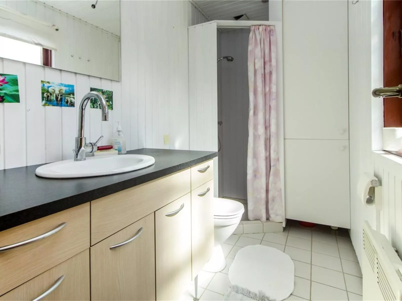 "Gunhil" - 200m from the sea-Inside