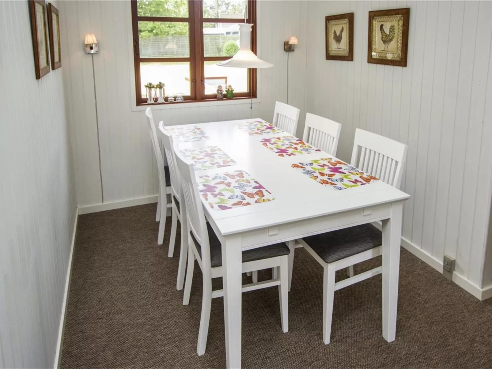 "Gunhil" - 200m from the sea-Inside