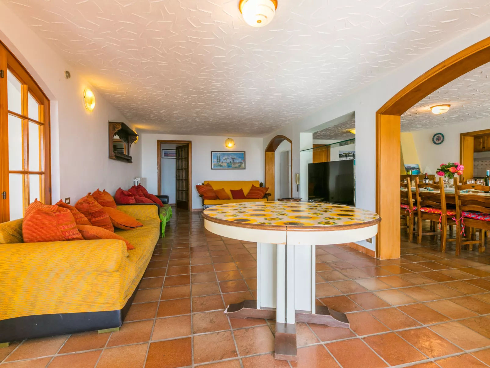 Sea View-Inside