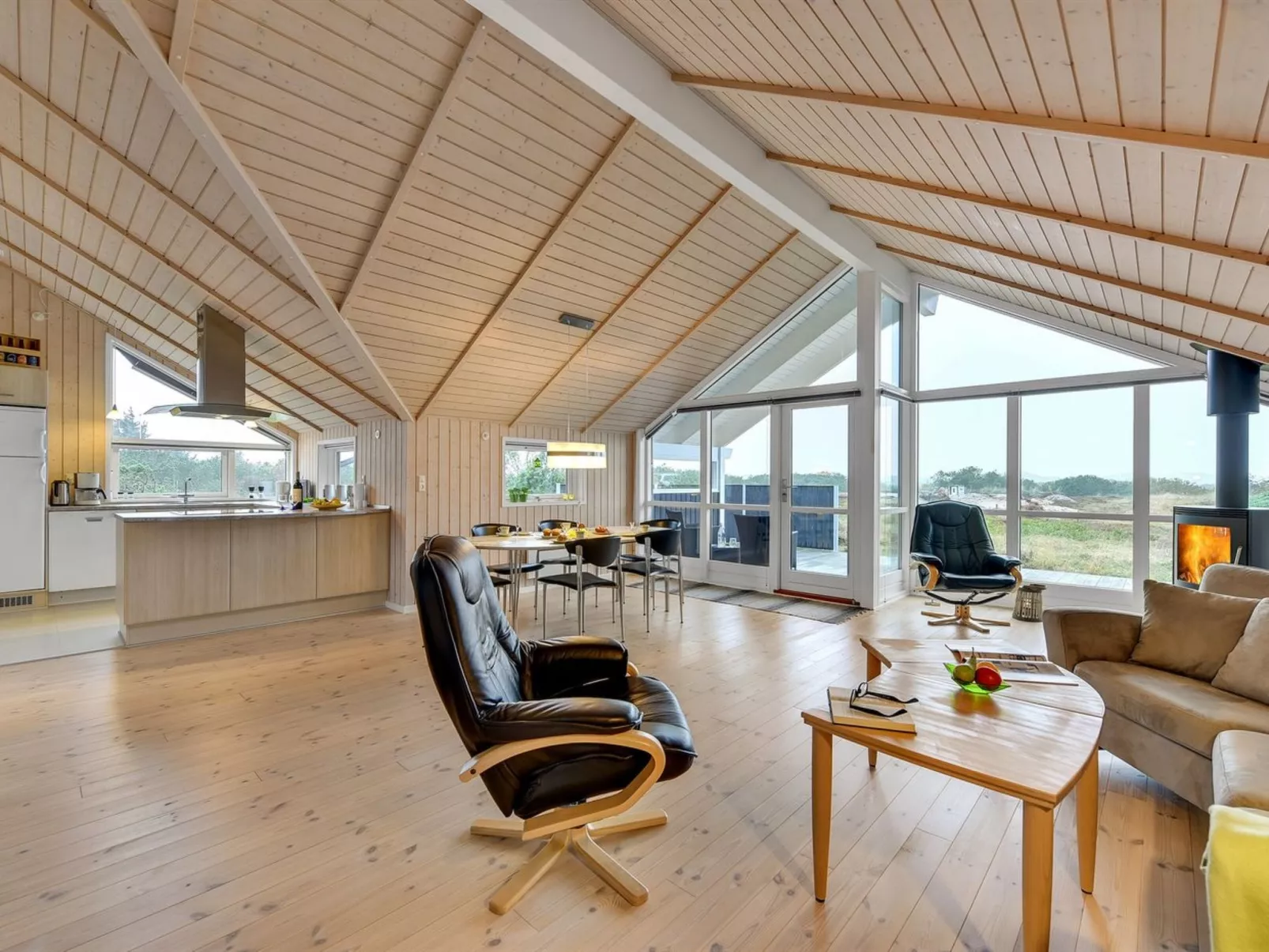 "Christan" - 1.2km from the sea-Inside