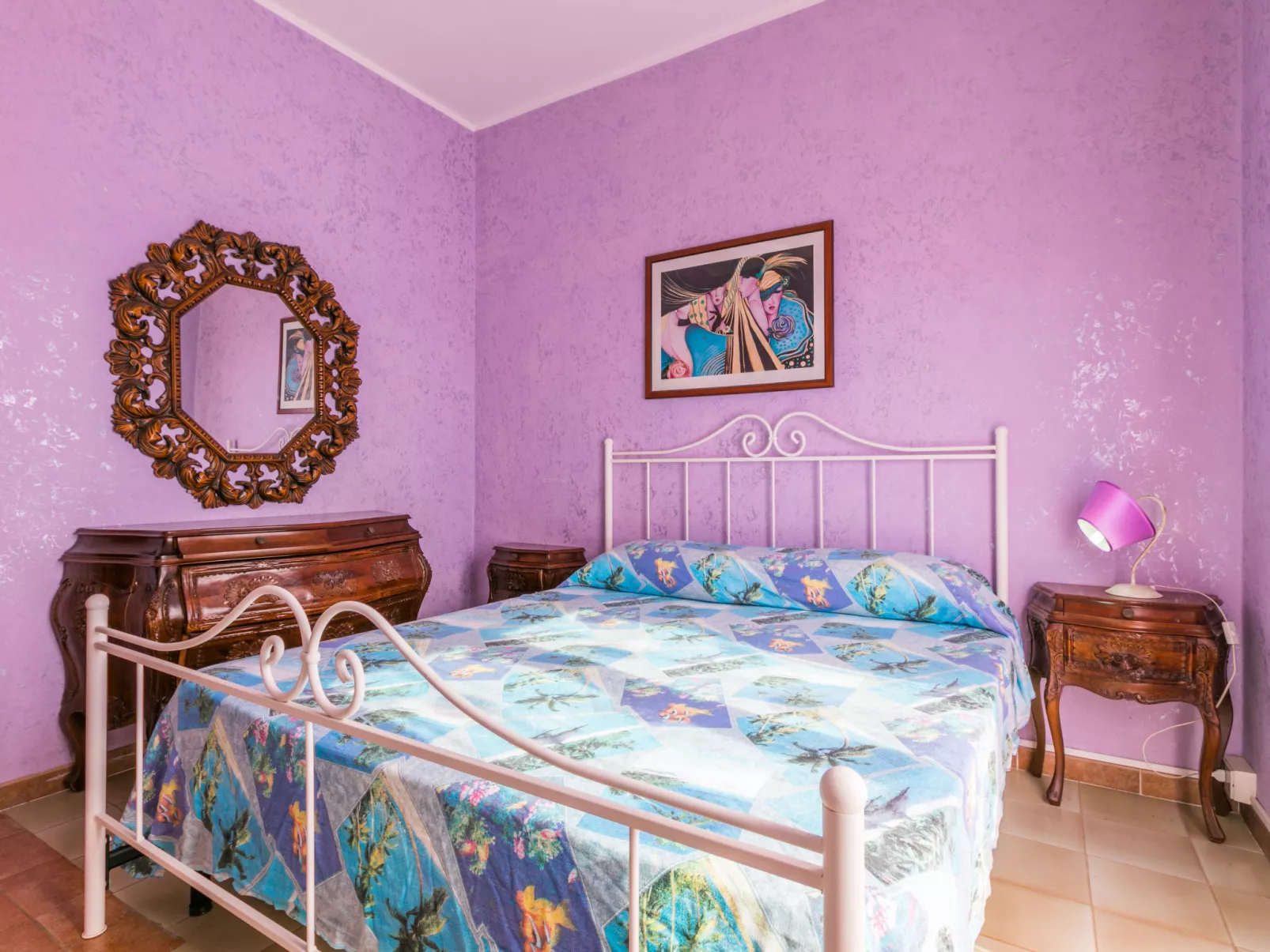 Sea View-Inside