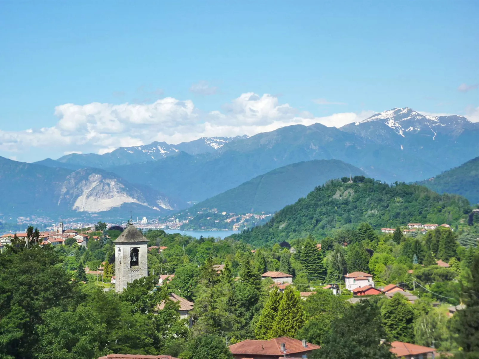 Torre del Lago-Outside