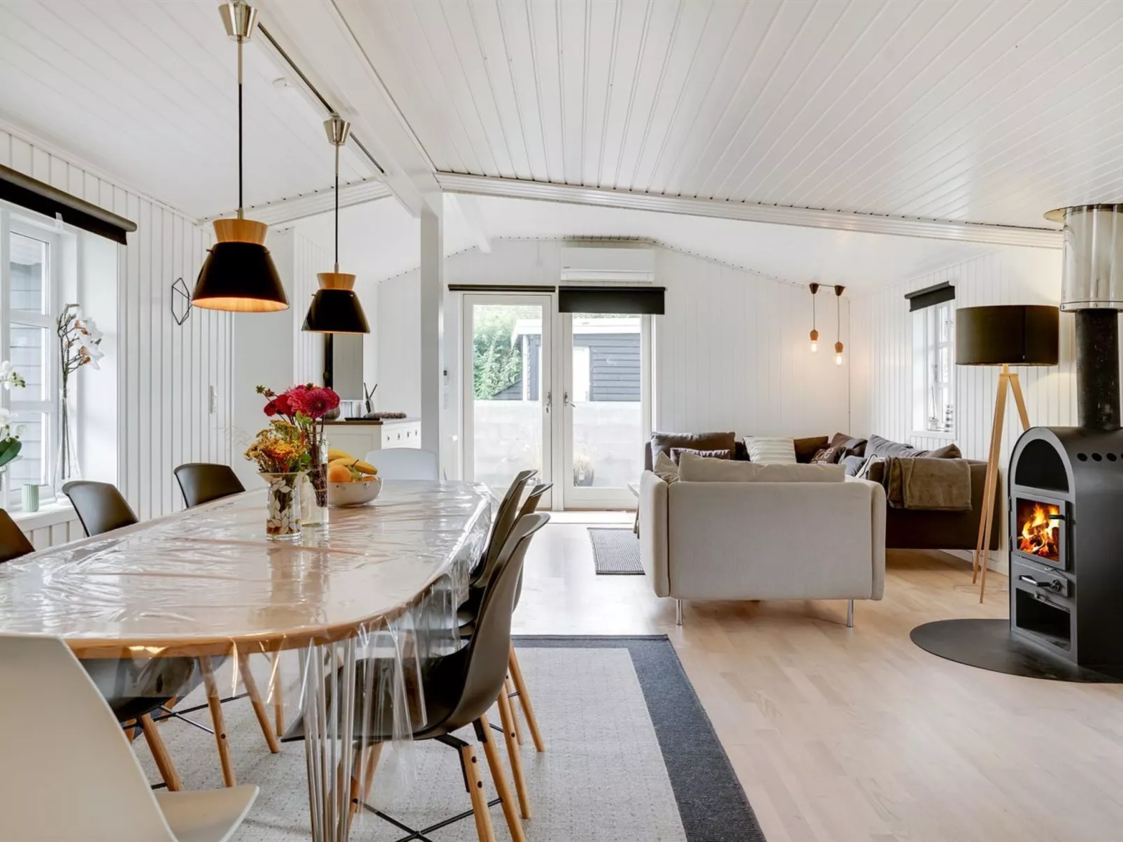 "Gunlef" - 50m from the sea-Drinnen