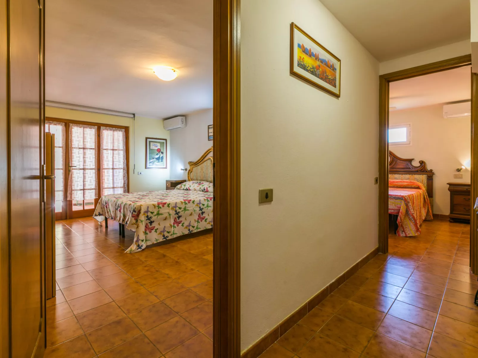 Sea View-Inside
