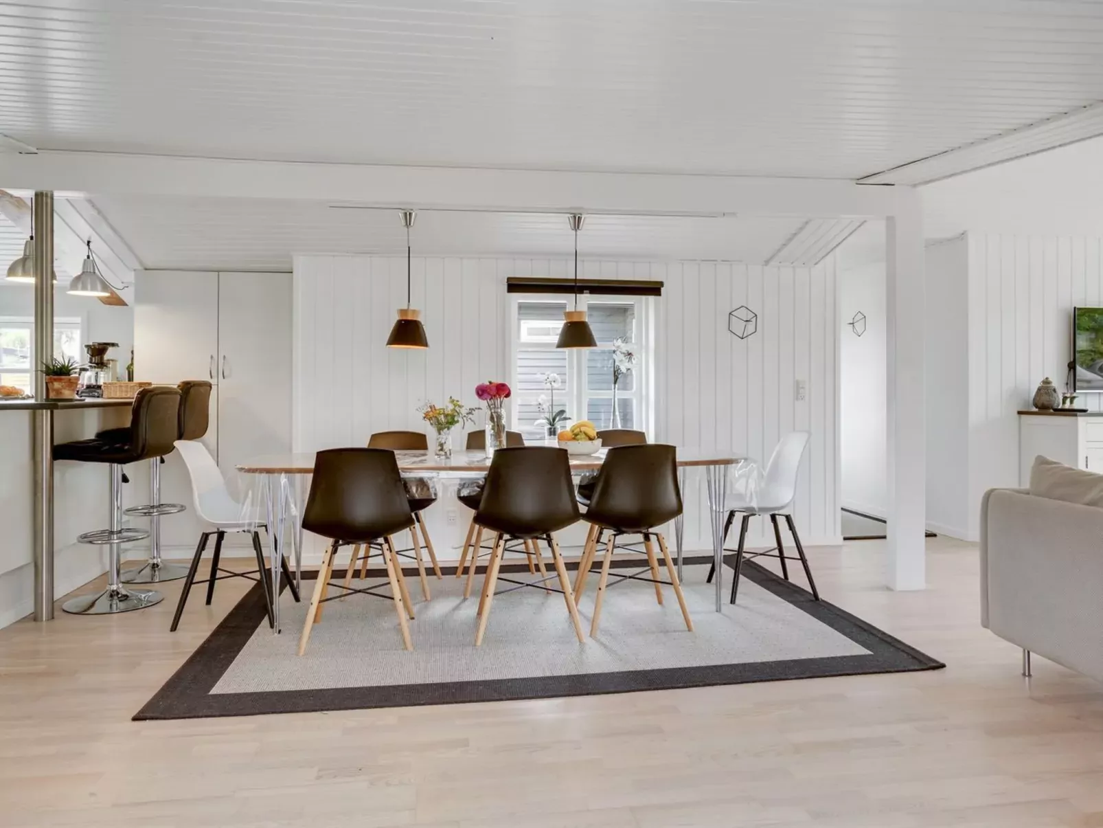 "Gunlef" - 50m from the sea-Drinnen