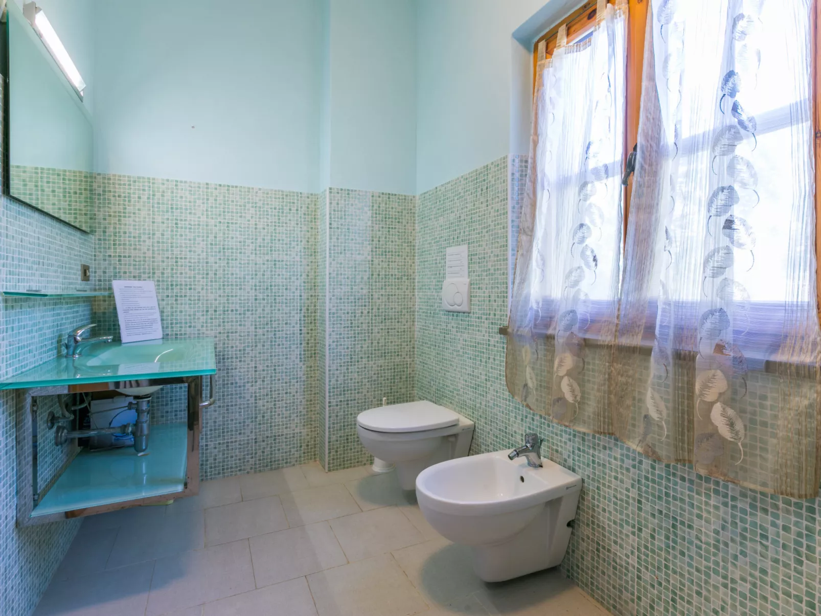 Sea View-Inside