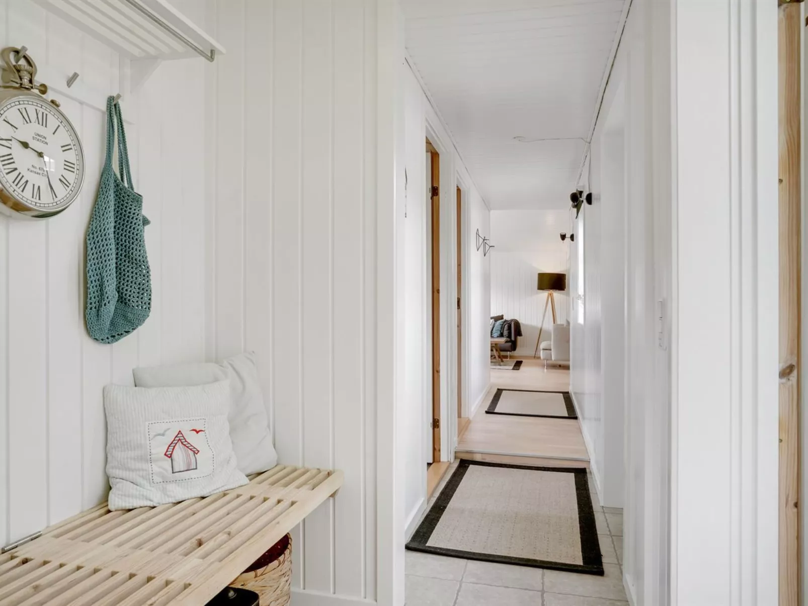"Gunlef" - 50m from the sea-Drinnen