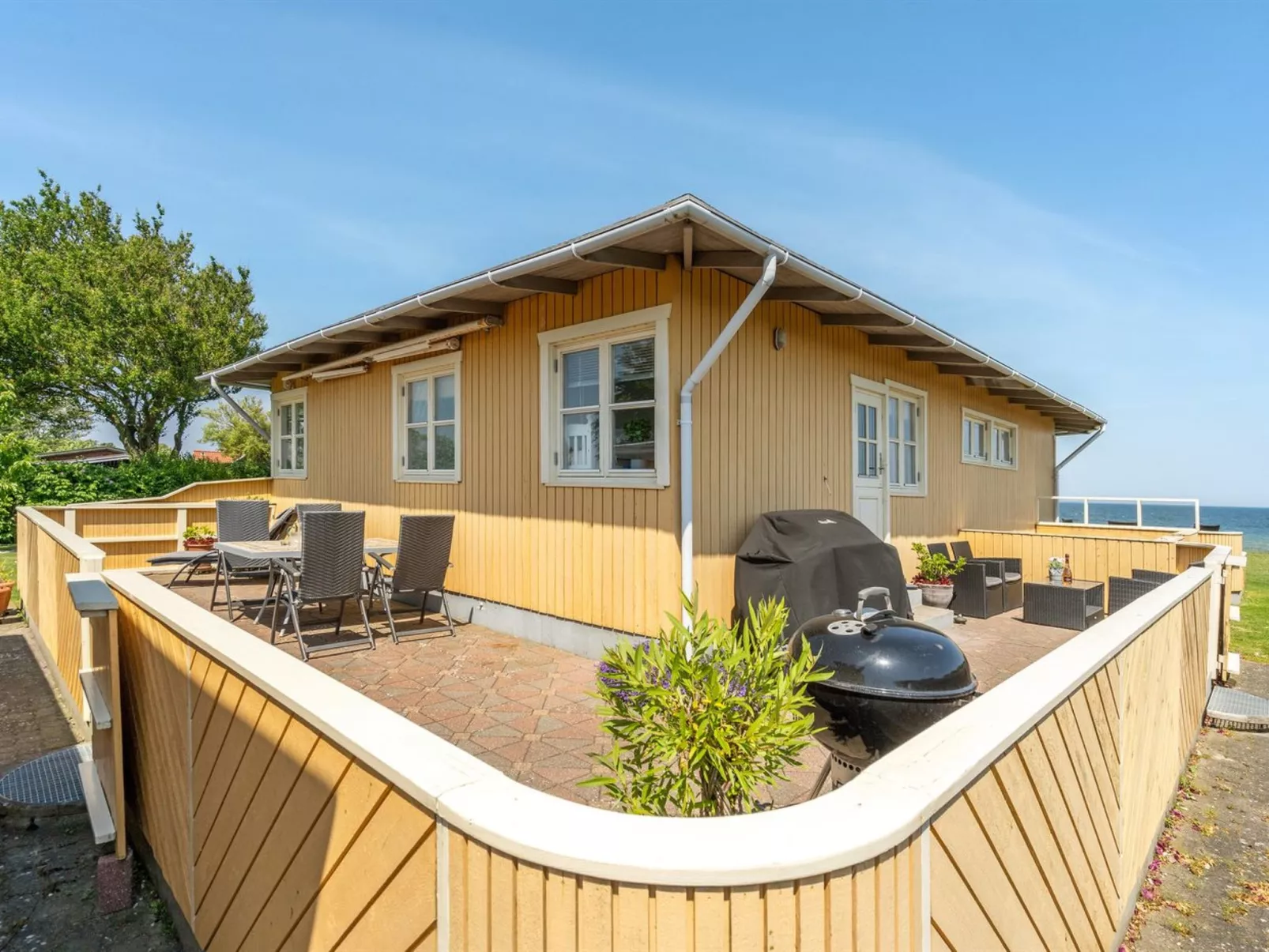 "Hwitserk" - 5m from the sea-Outside