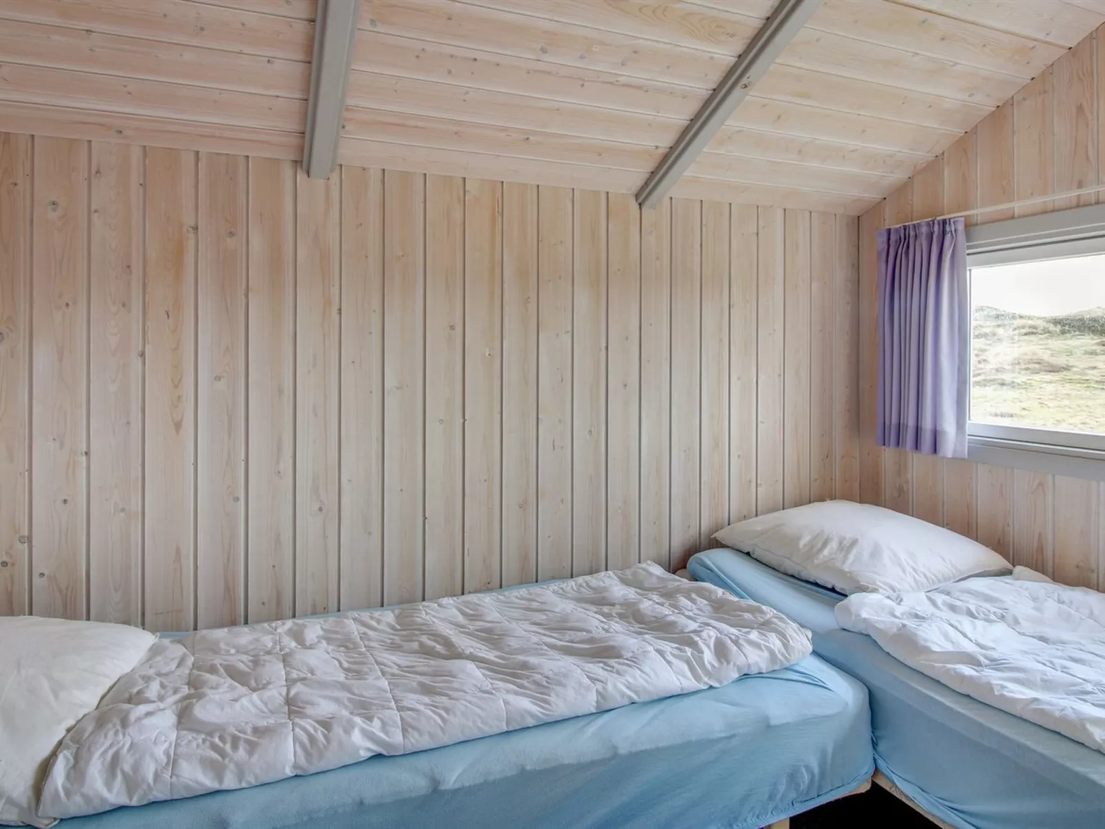 "Stian" - 200m from the sea-Inside