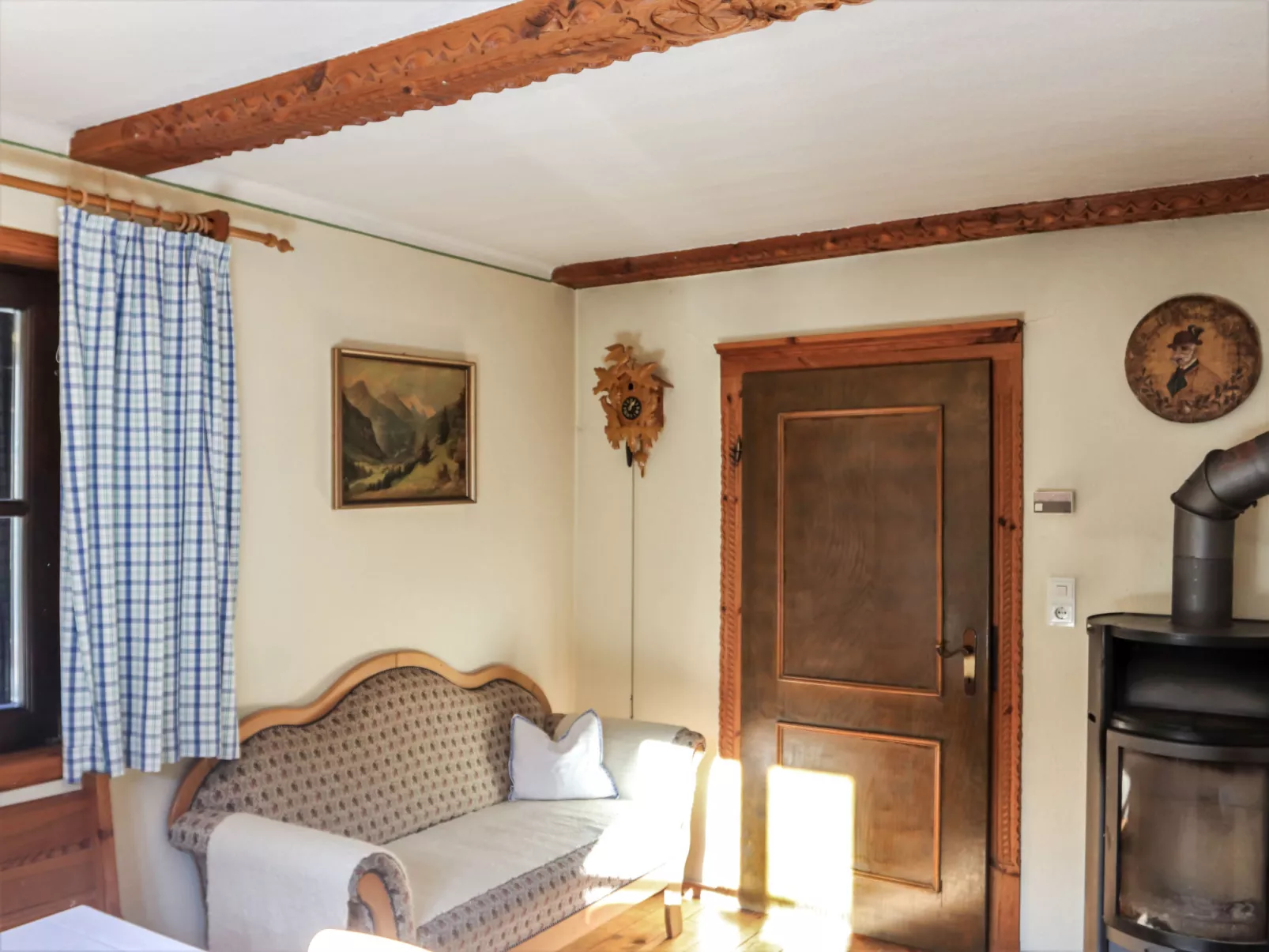 Weissenbach-Inside
