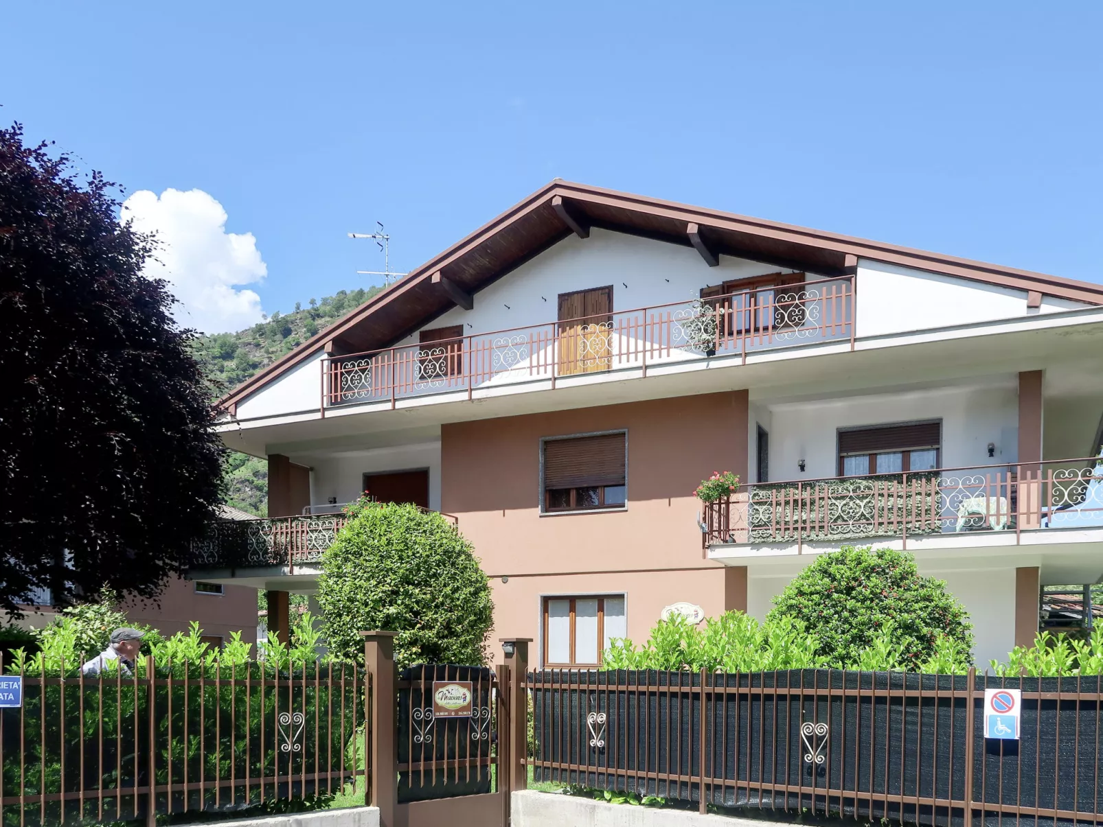 Les Maisons della Fattoria-Draußen