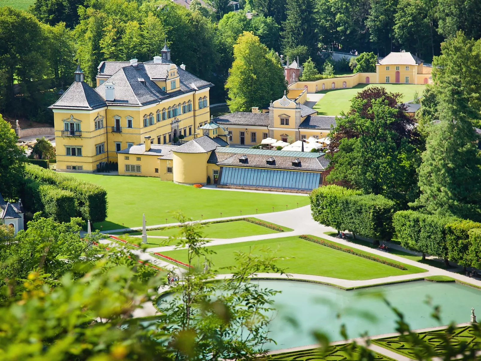 Weissenbach-Outside