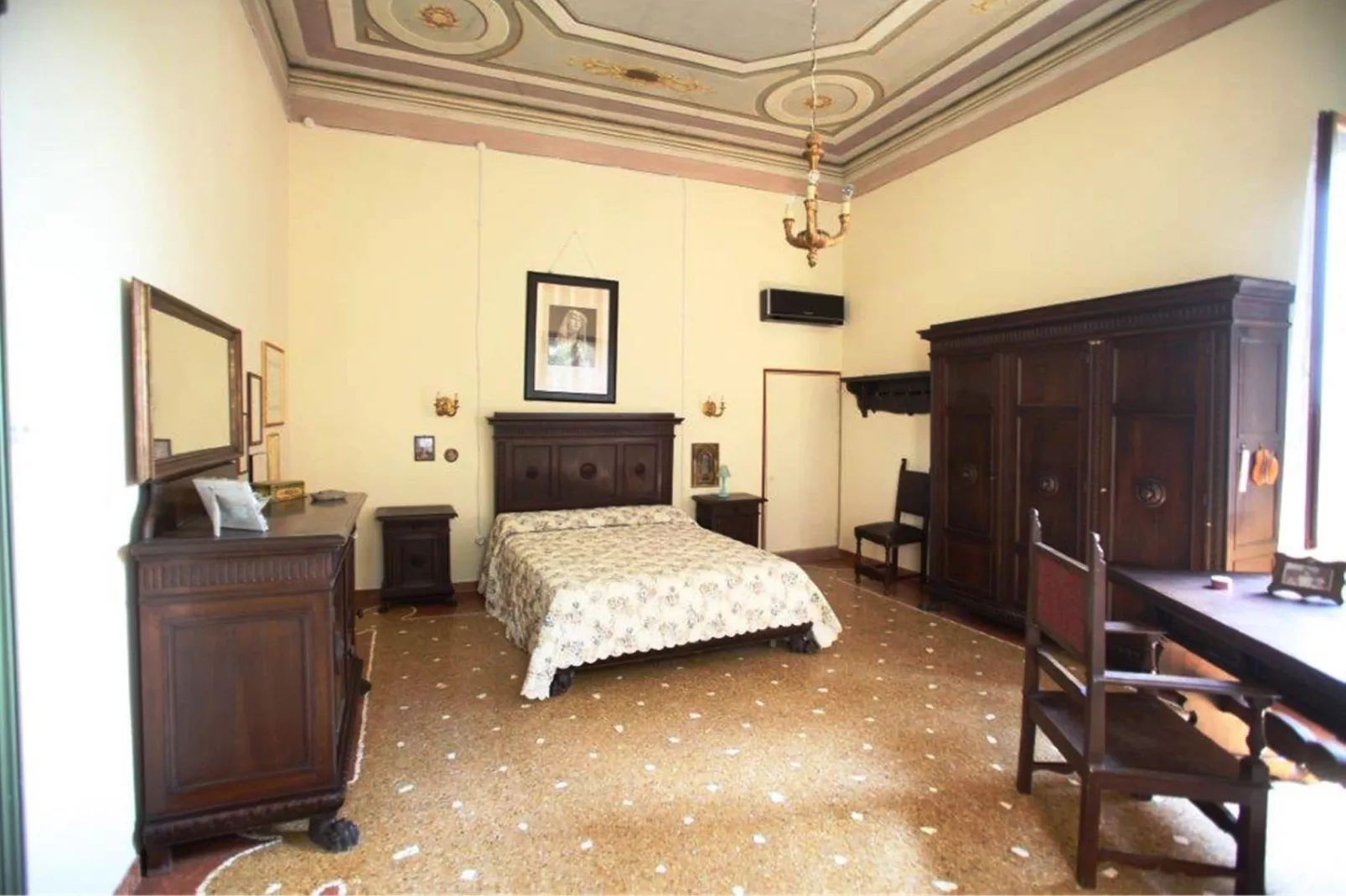 Villa Fiorita Uno-Bedroom