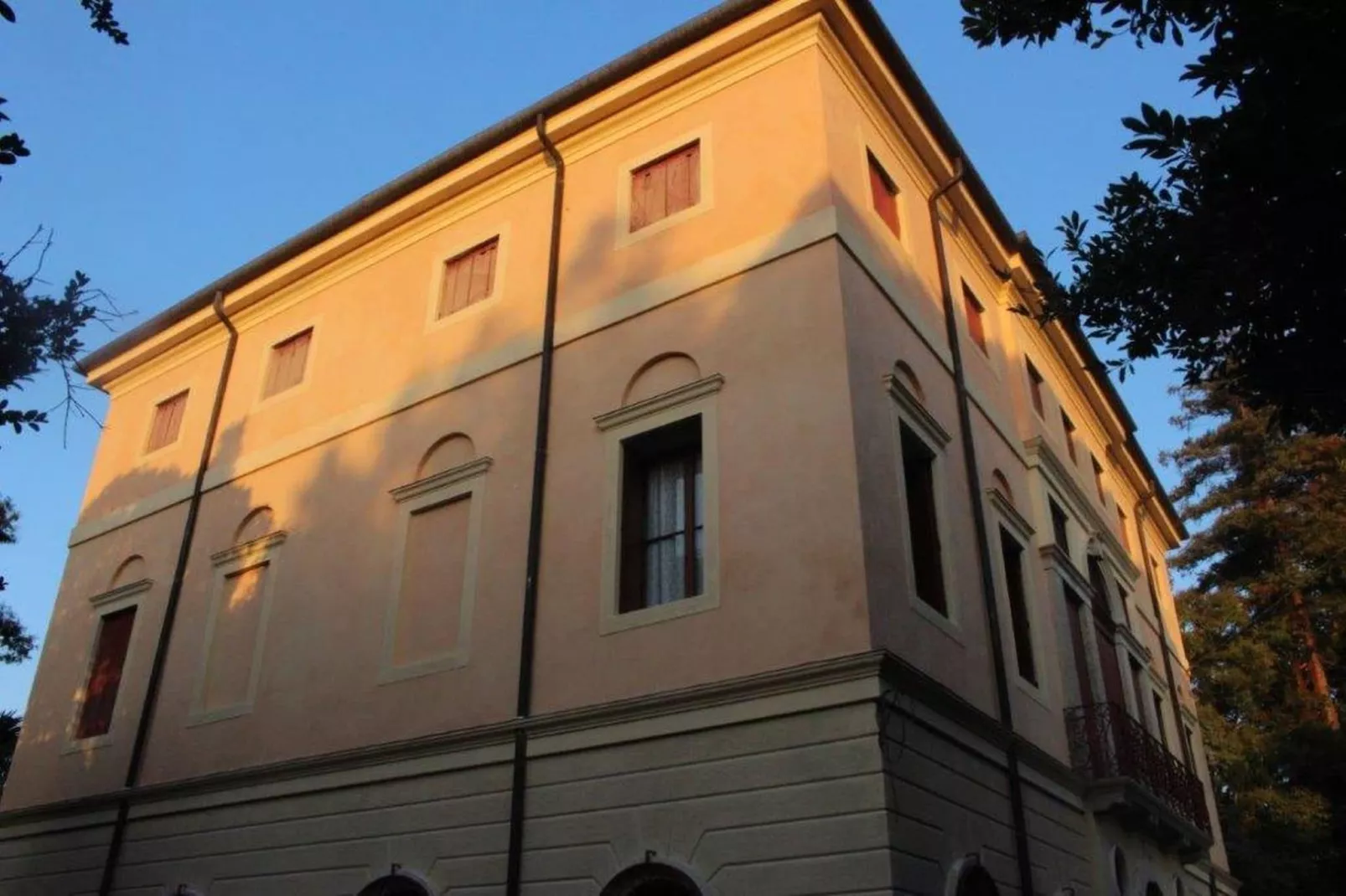 Villa Fiorita Uno-Exterior summer