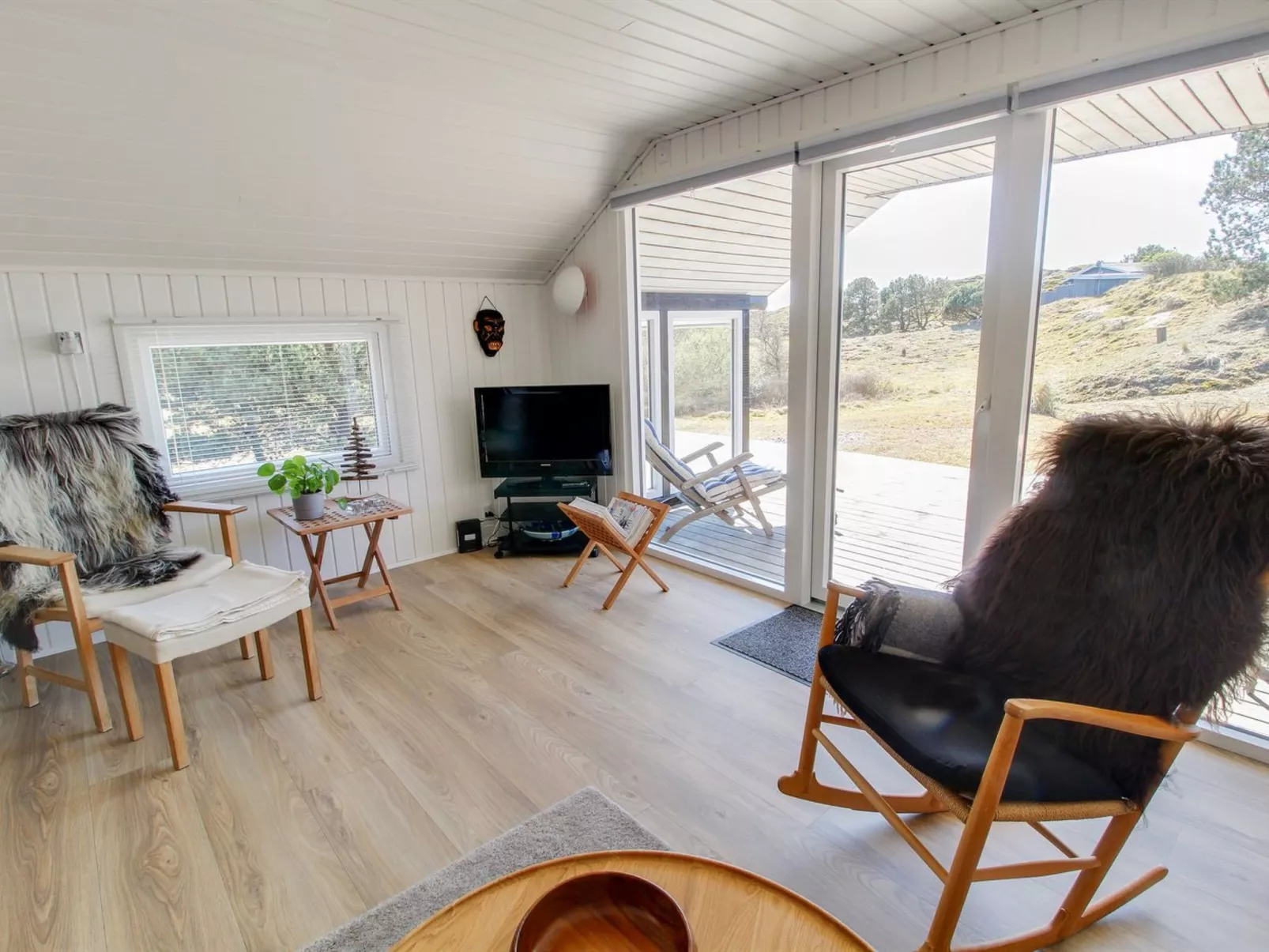 "Morlin" - 2km from the sea-Inside