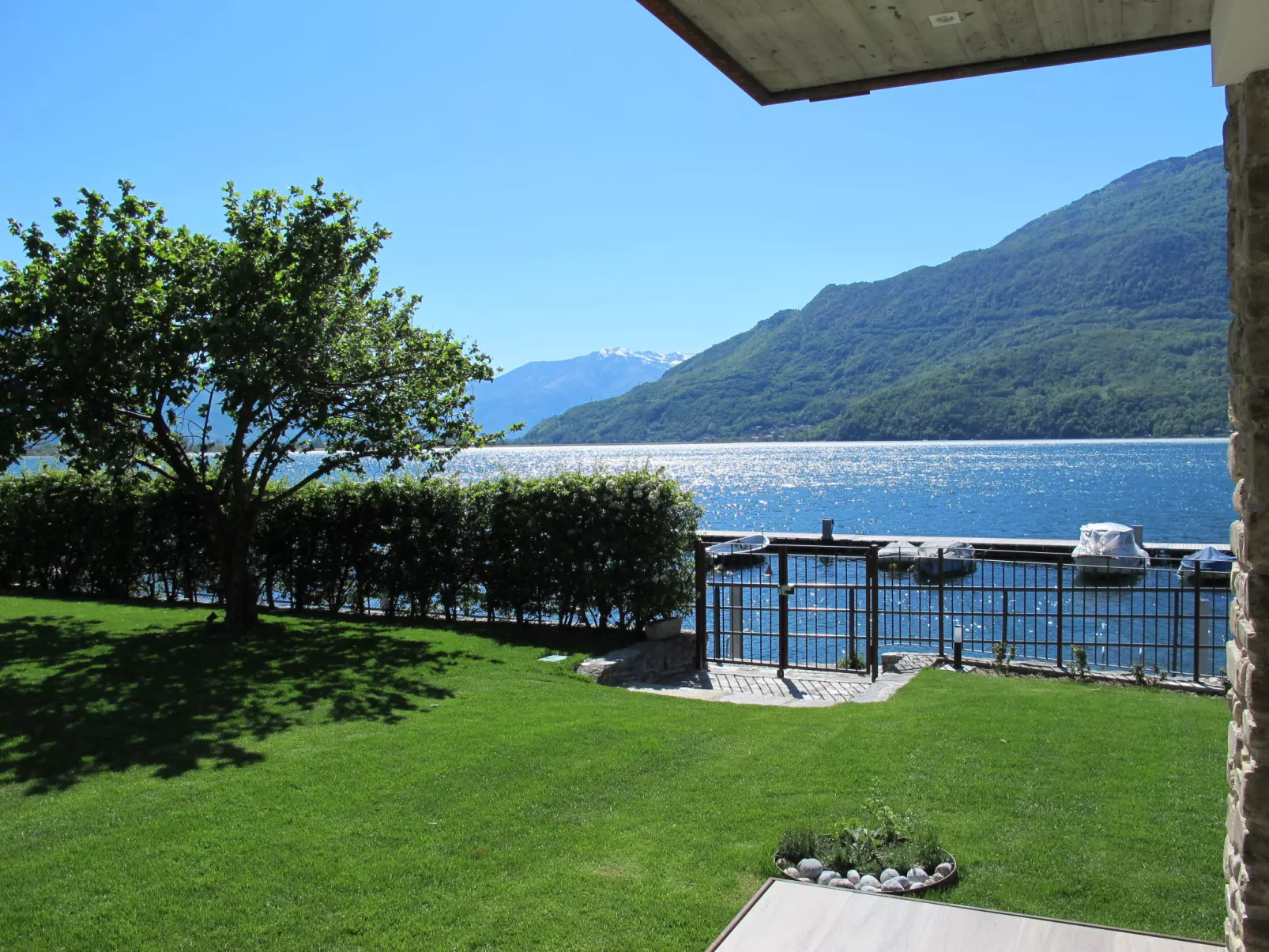 Brezza di Lago-Draußen