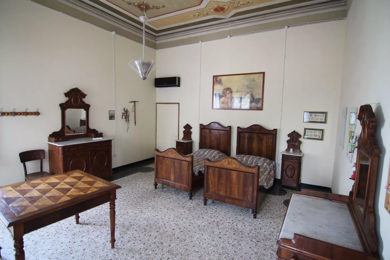 Villa Fiorita Uno-Bedroom