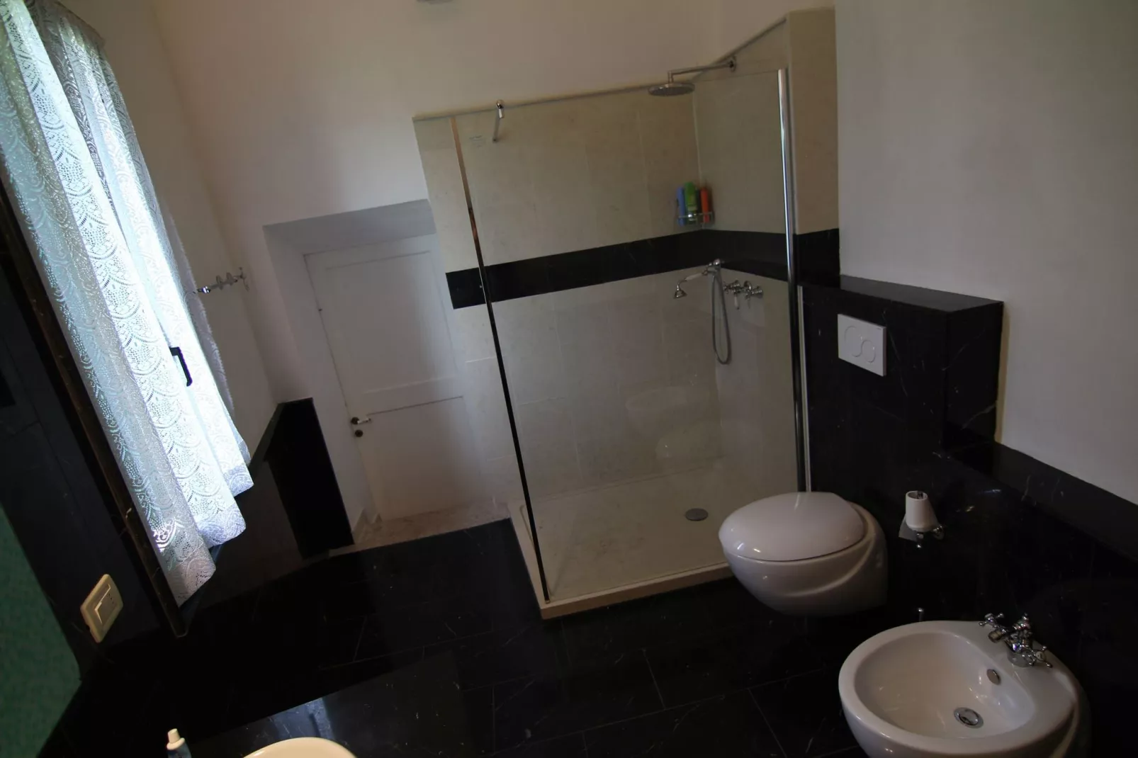 Villa Fiorita Uno-Bathroom