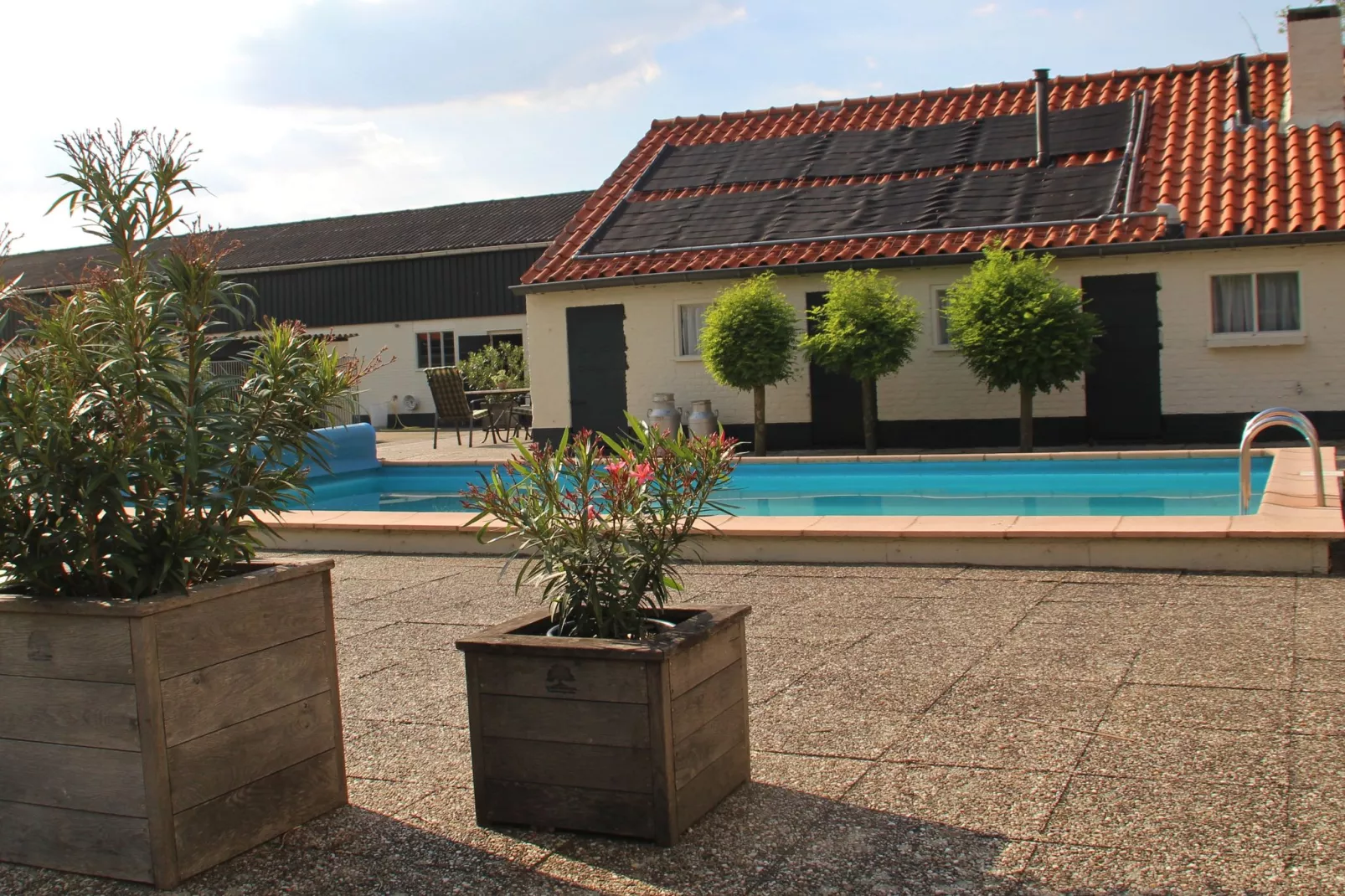 De Vrije Vogel-Exterior summer