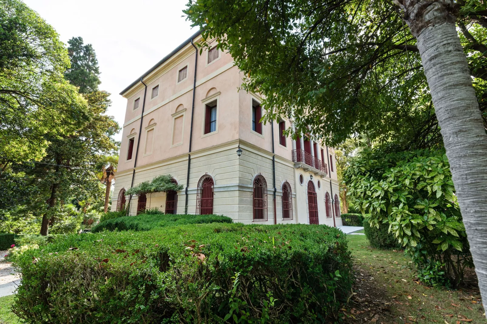 Villa Fiorita Due-Exterior summer