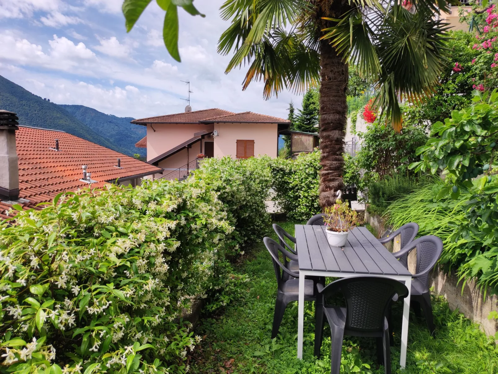 Casa dei Gelsomini-Outside