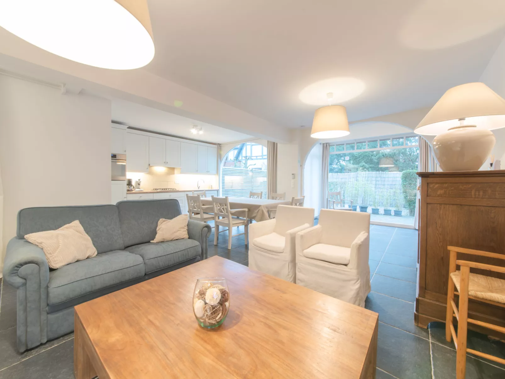 Ons Nest with parking-Inside