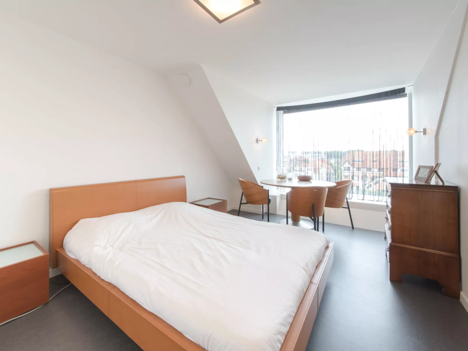Turquoise duplex appartment