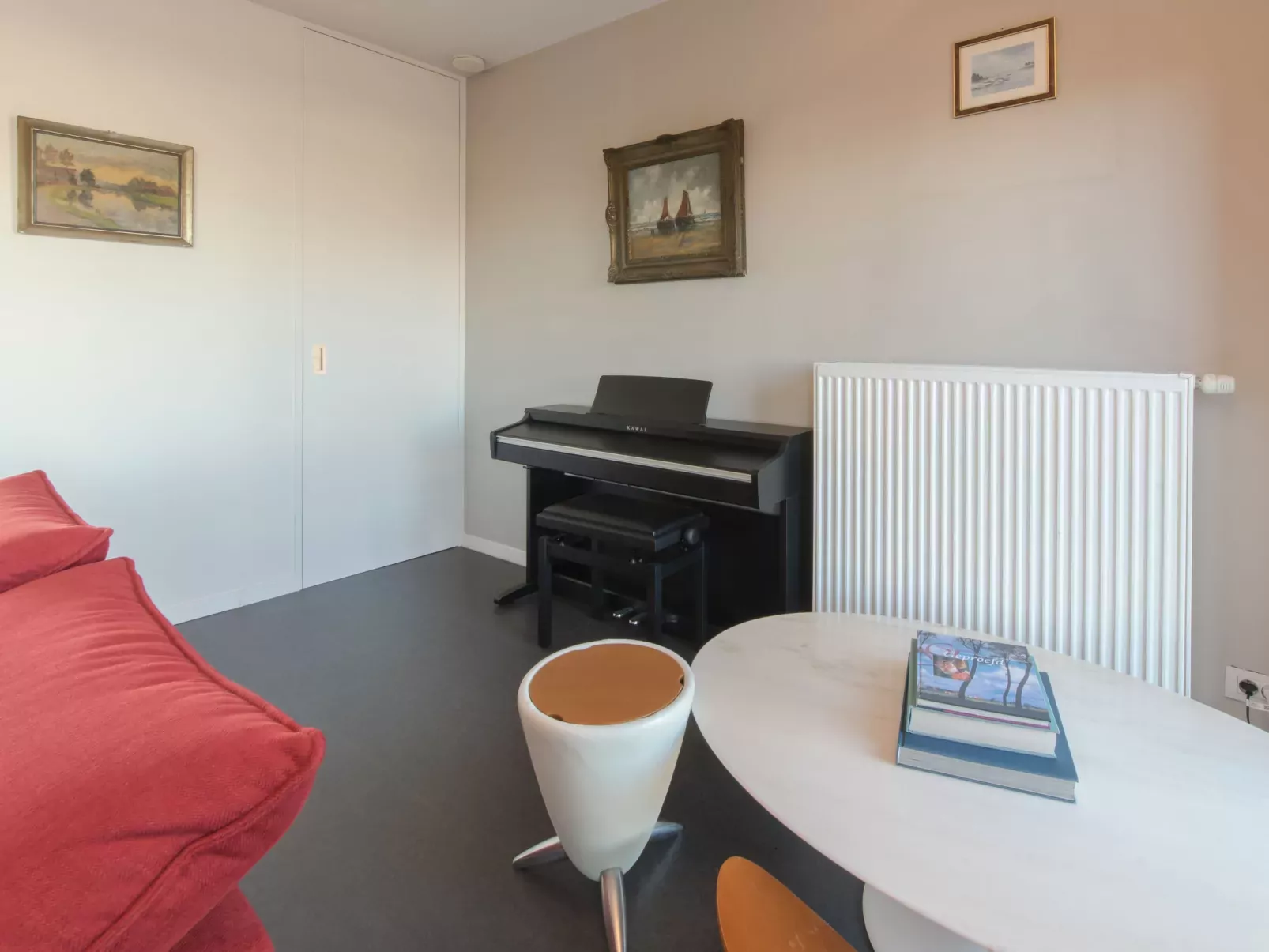 Turquoise duplex appartment-Drinnen