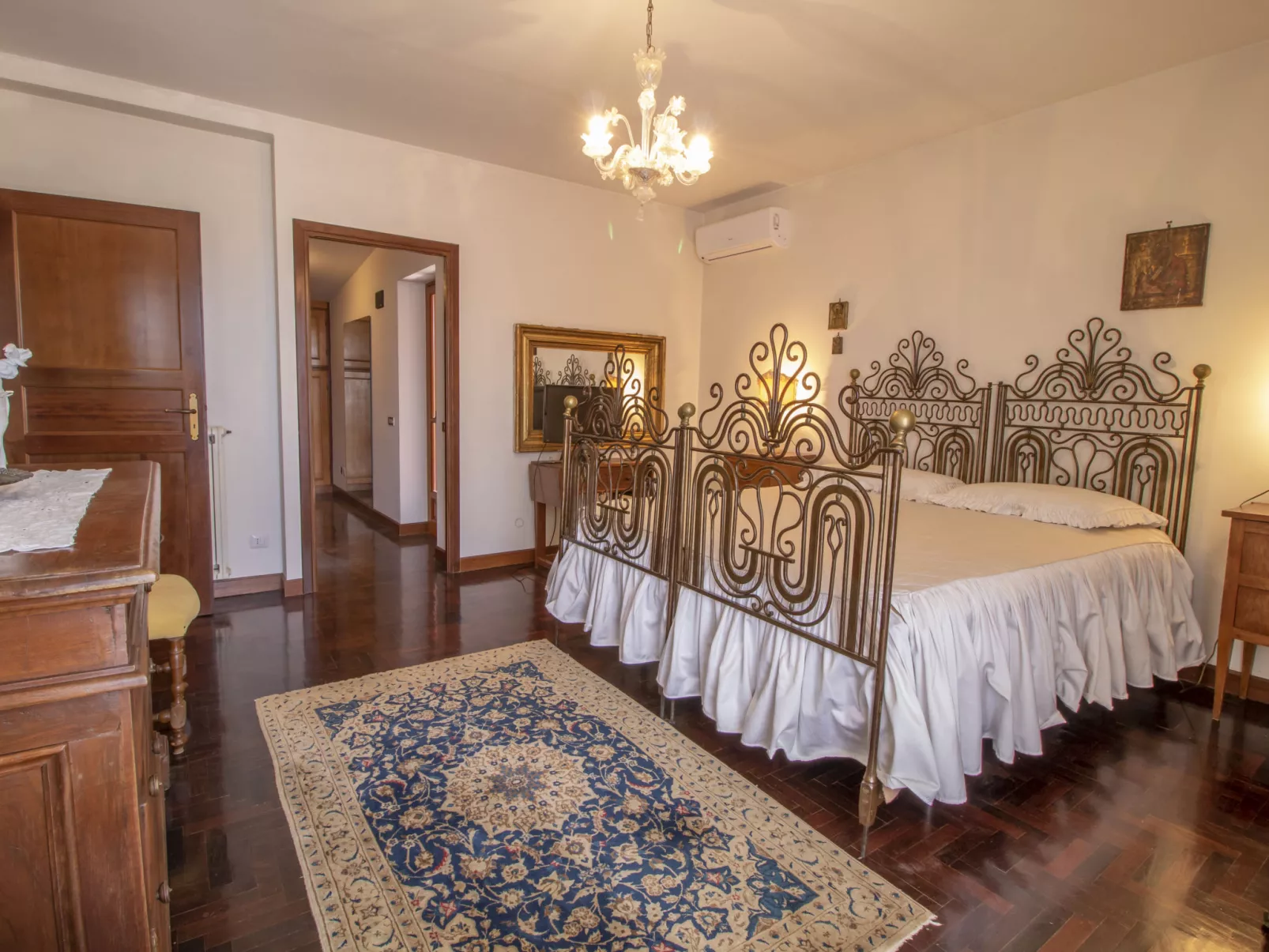 Villa Carolina-Dedans