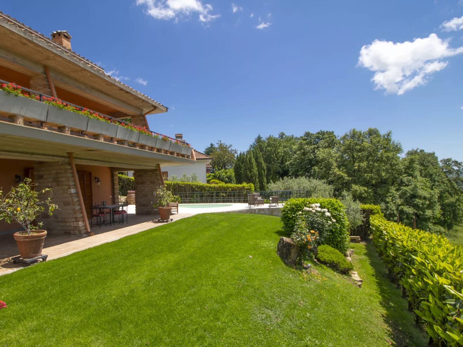 Villa Carolina-Dehors