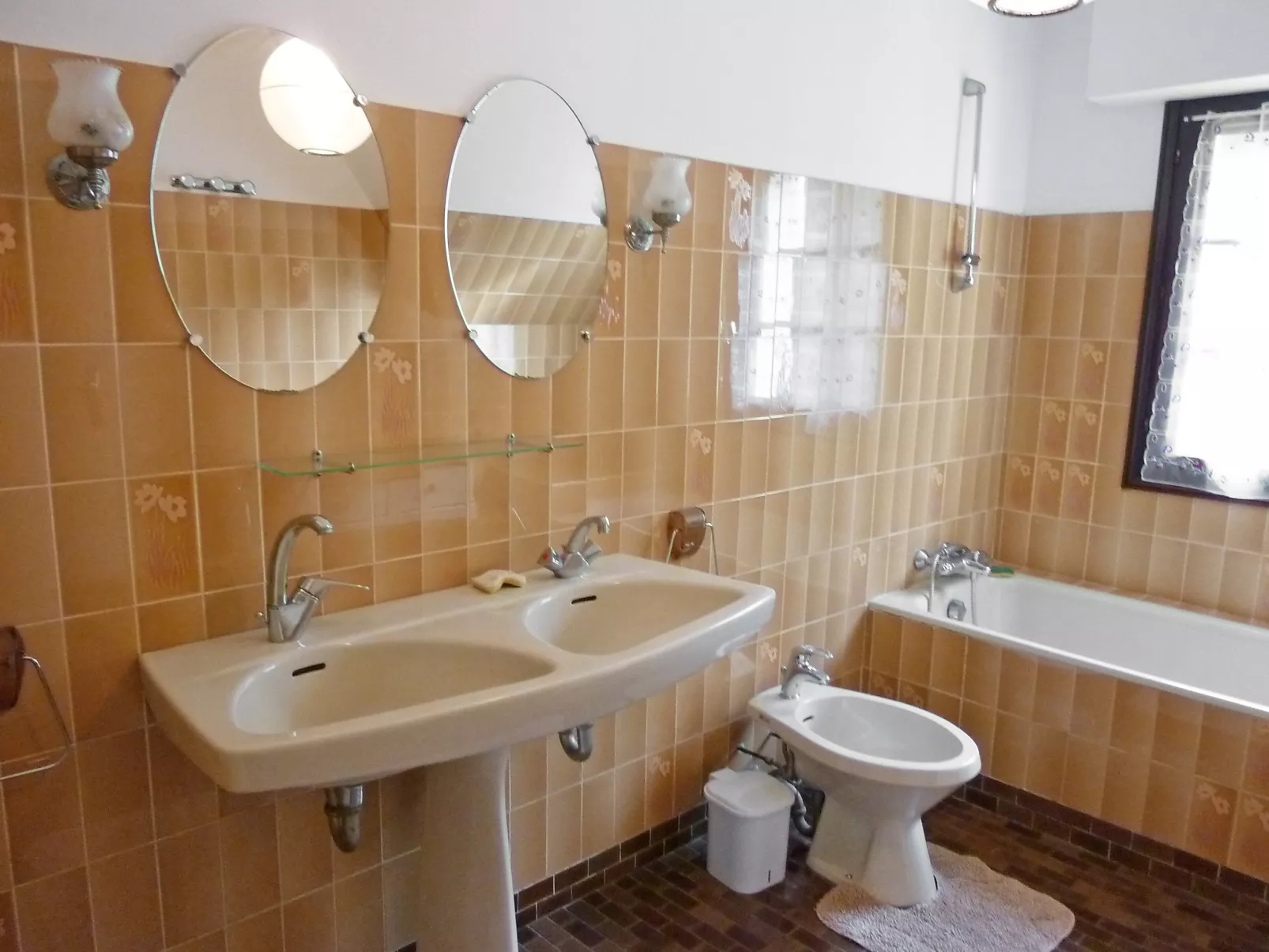 Villa Rocuet-Inside
