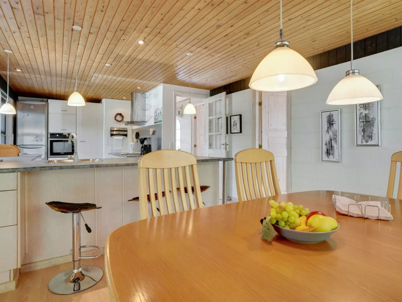 "Glenna" - 1.8km from the sea-Drinnen