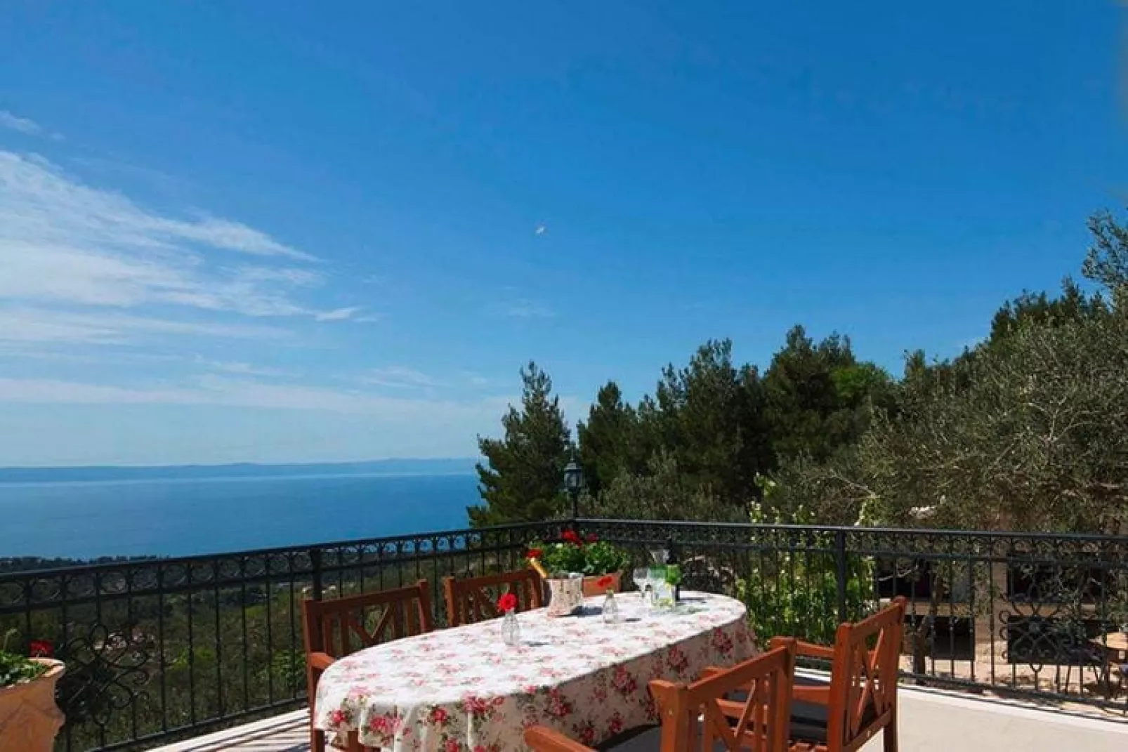 Villa Amare Makarska - E6 circa 150 qm für max 6 Pers-Terrace