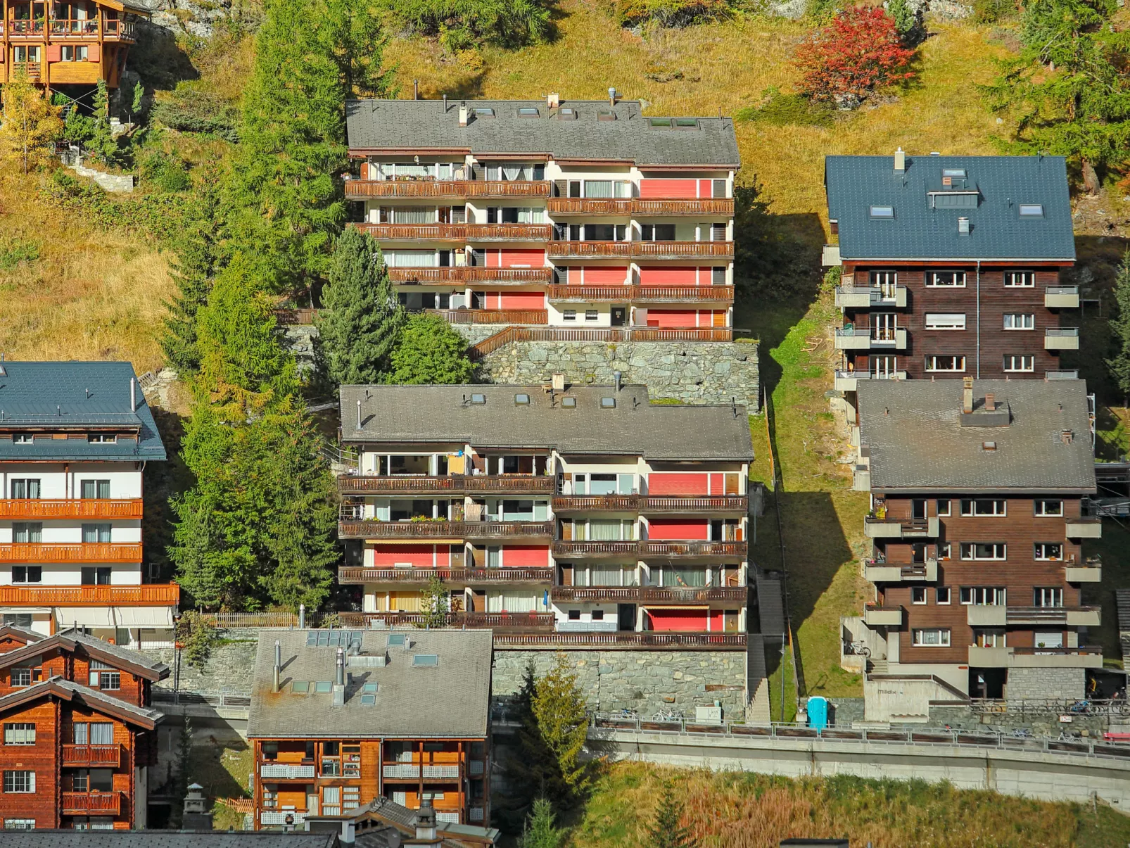 Milihaus A-Outside
