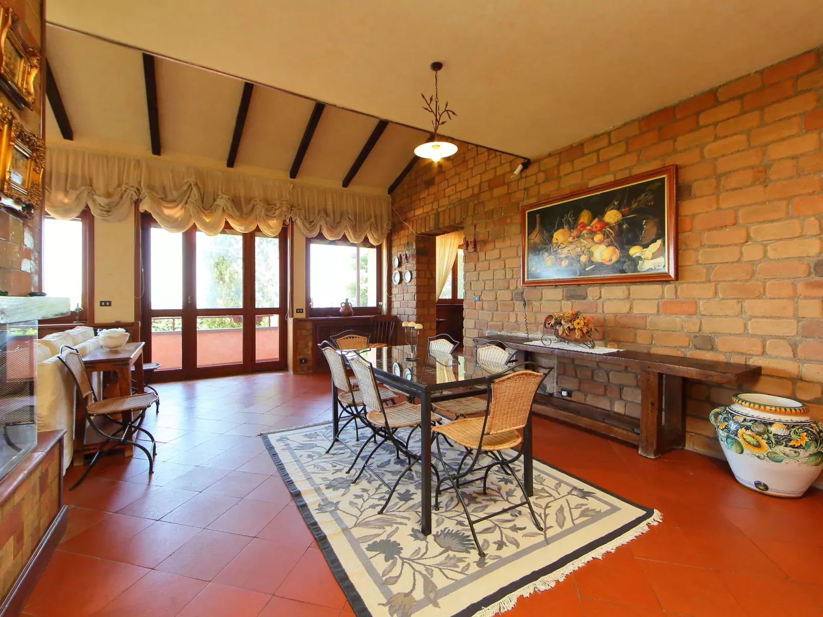 Villa Mina-Inside