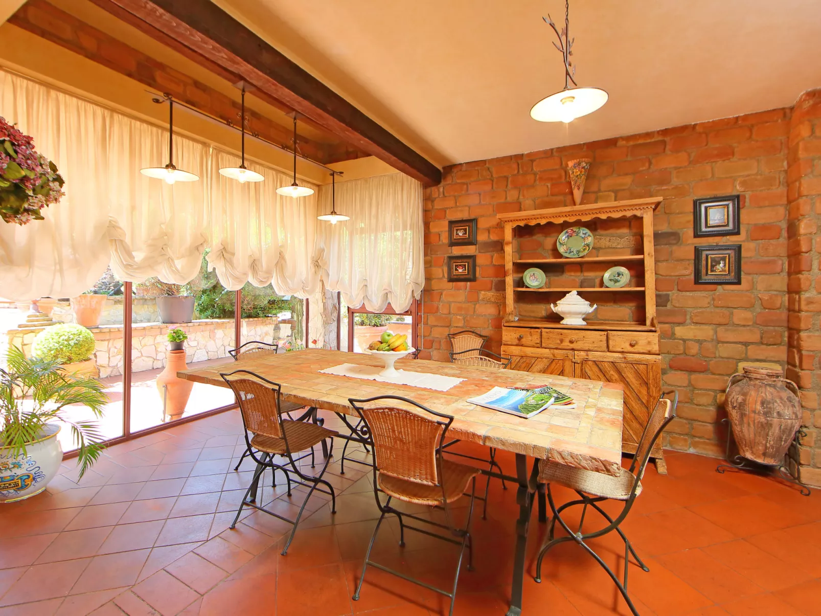 Villa Mina-Inside