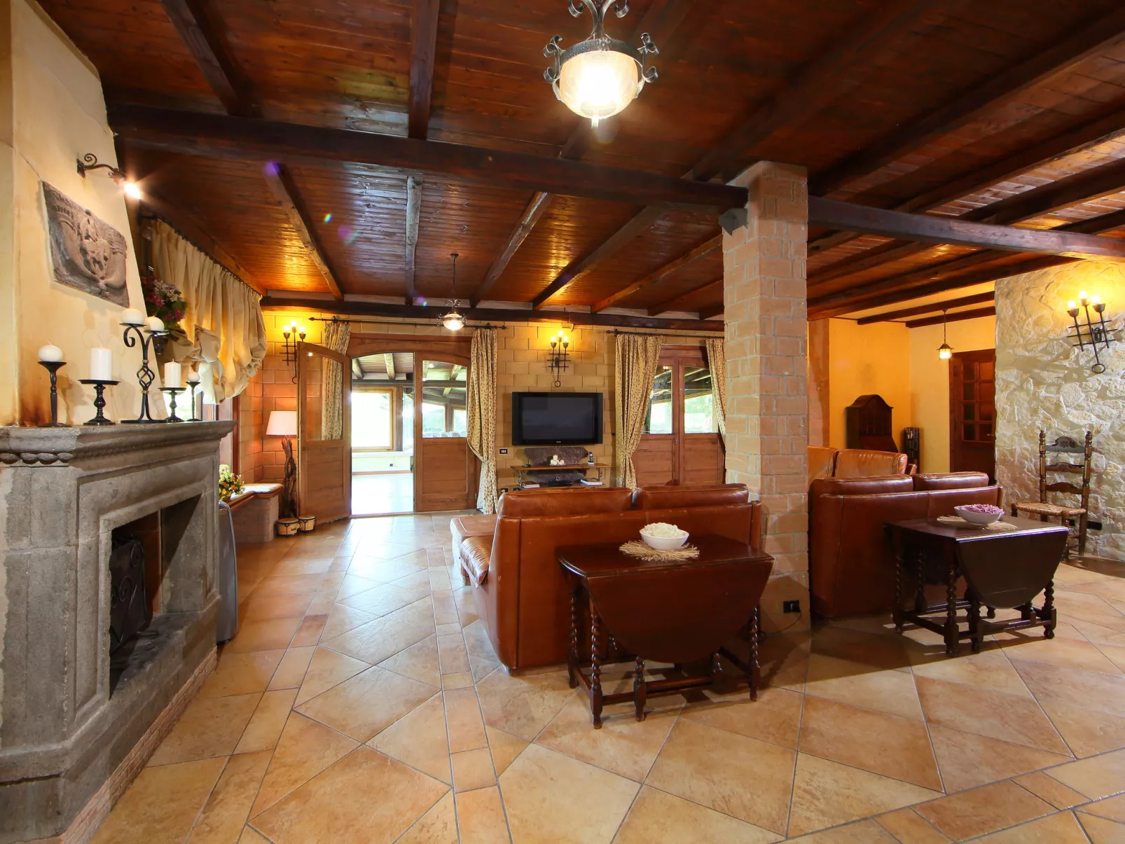 Villa Mina-Inside