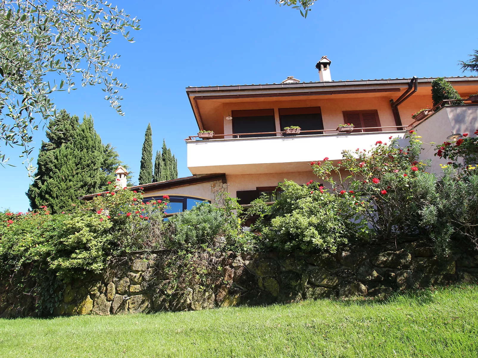 Villa Mina-Outside