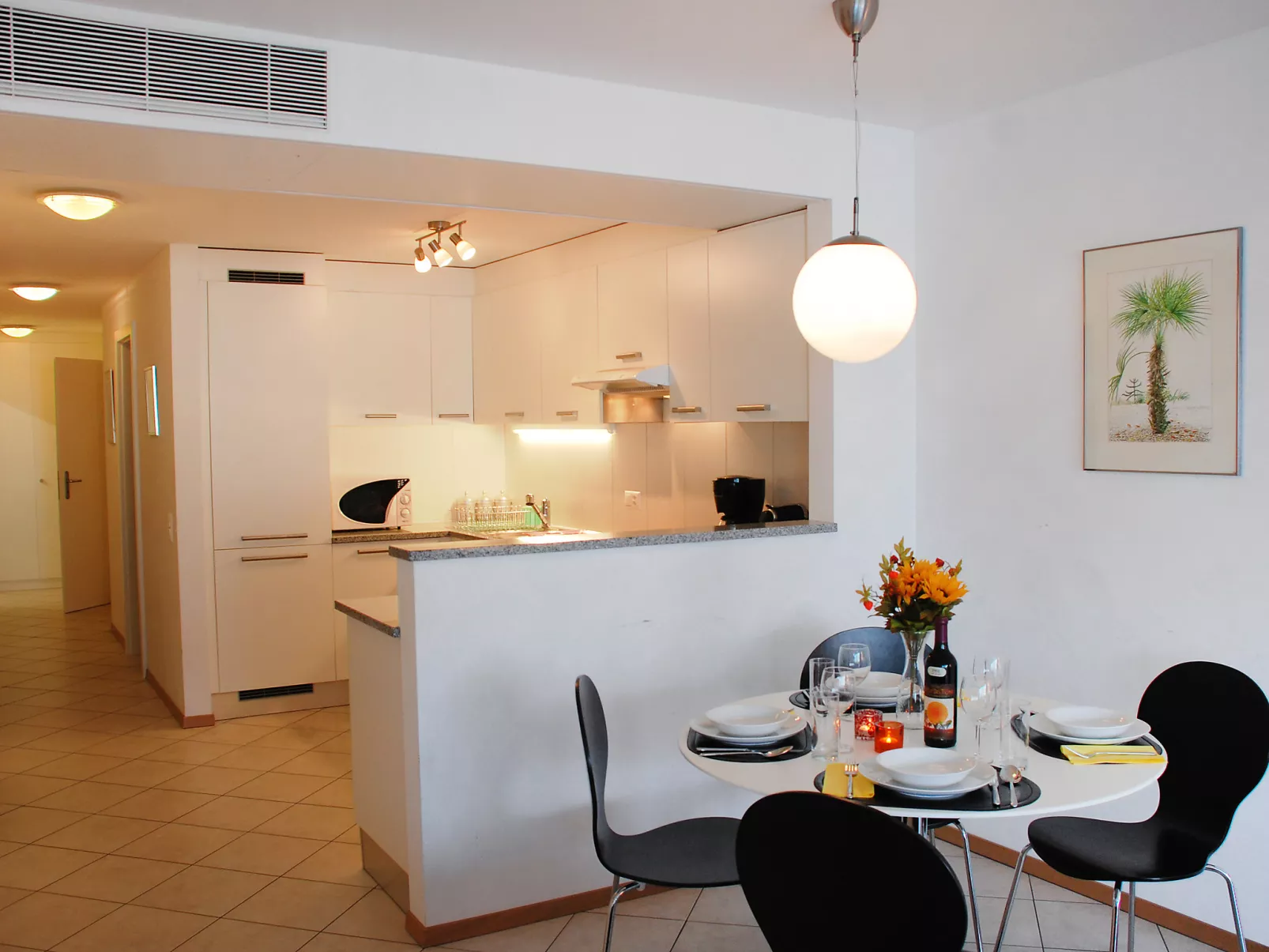Top Lakeview-Inside