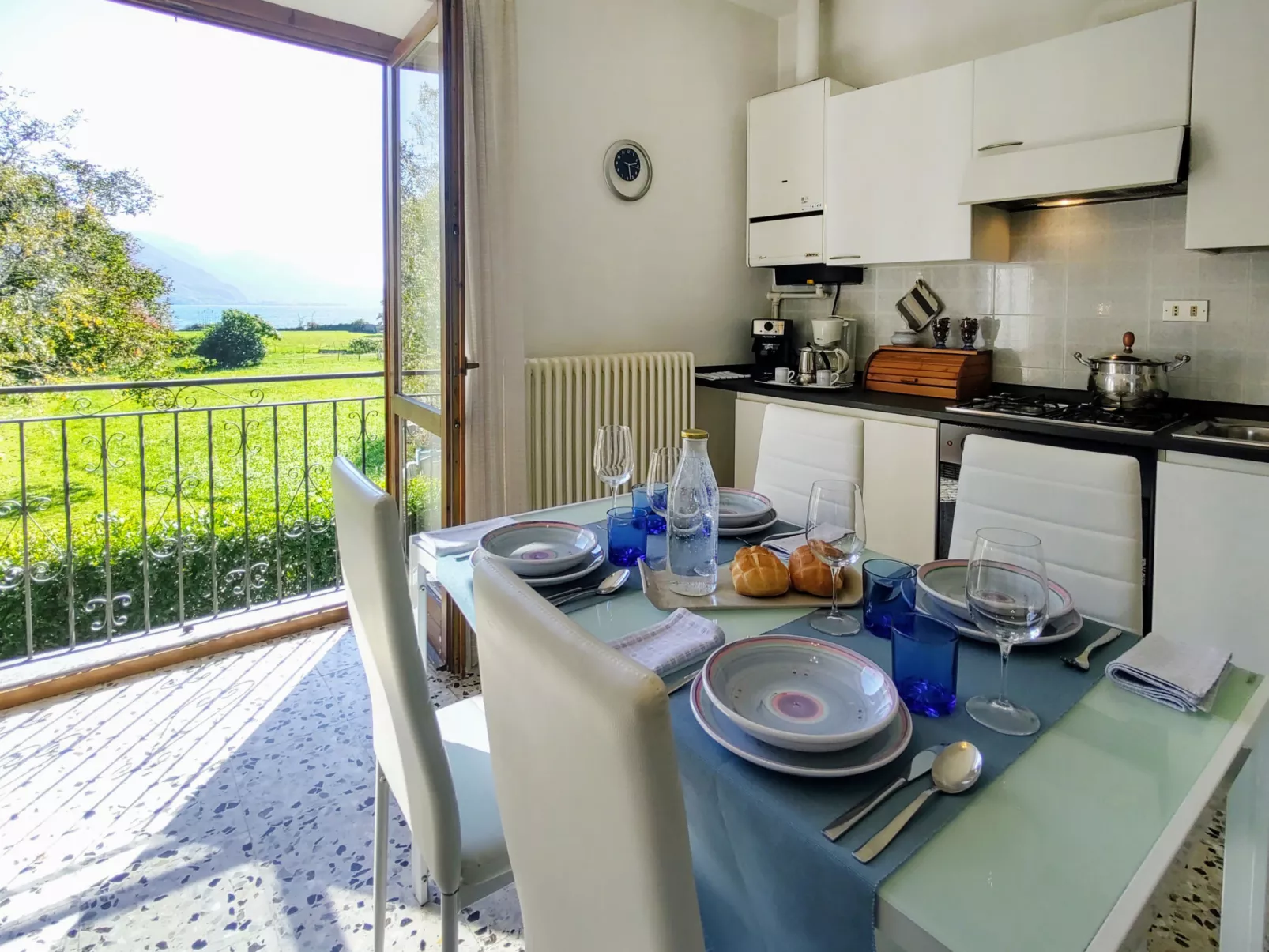 Cottage al Lago-Drinnen