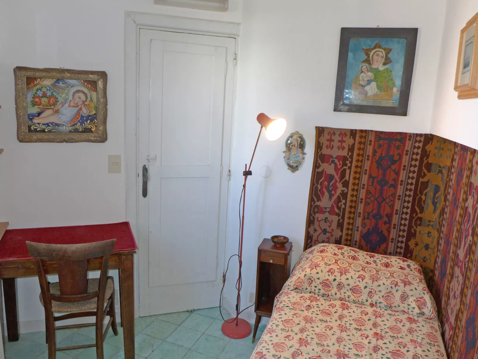 Ischia Sea Side-Inside